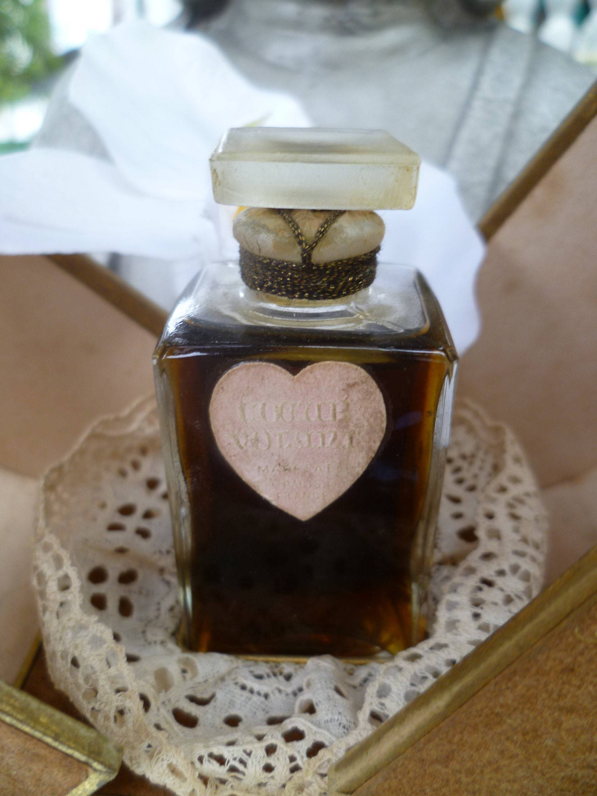 Flying Heart Marc Fael Hervorragende Und Seltene Parfümflasche in Ihrer Etwas Lockeren Box, Jahrgang Ca. 1940, Gefüllt Mit Ihrem Saft. Sehr Selten von Etsy - DANPARFUMSVINTAGE