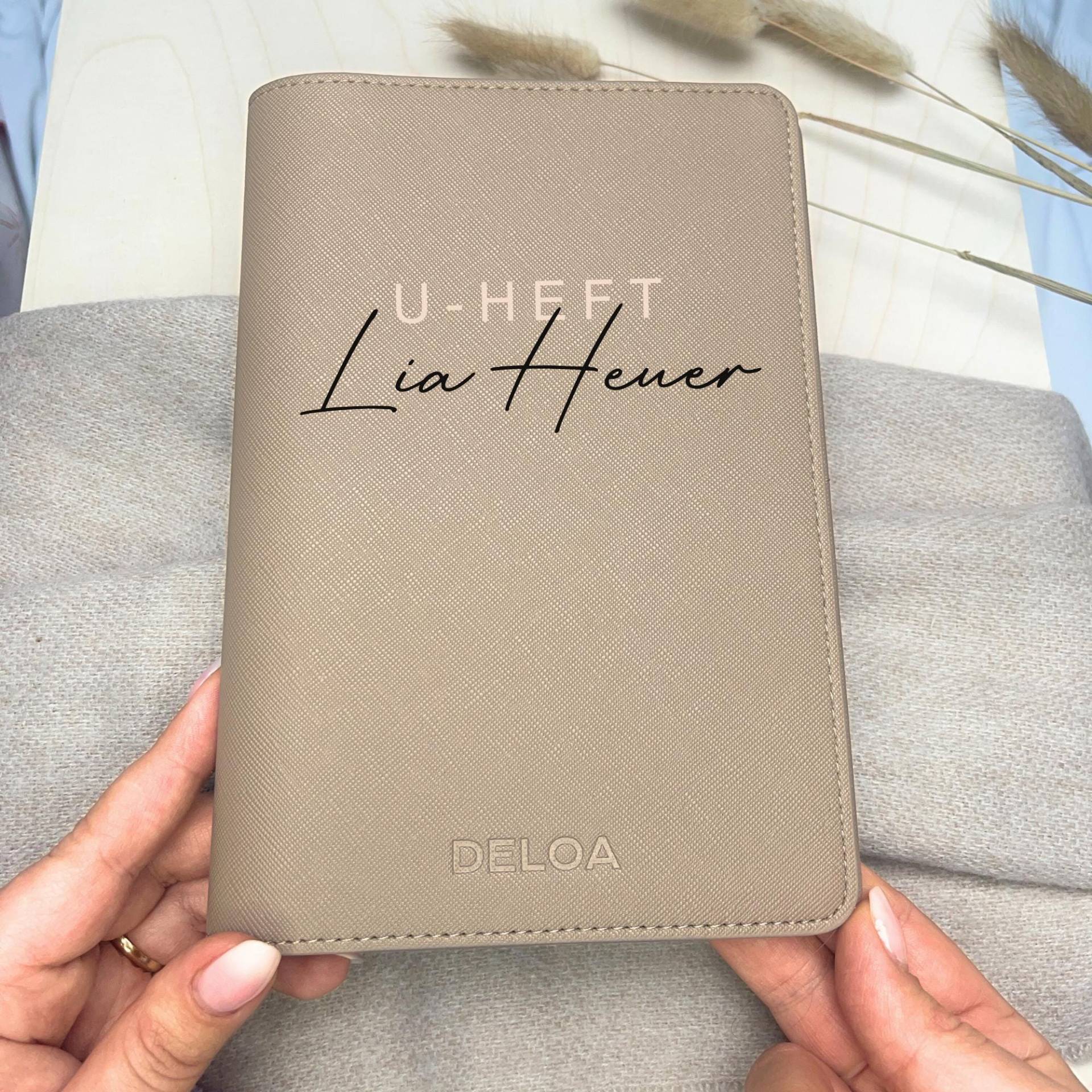 Deloa ® Uhefthülle, U-Heft Hülle Mit Fach Für Impfpass in Saffiano Kunstleder von Etsy - DELOA