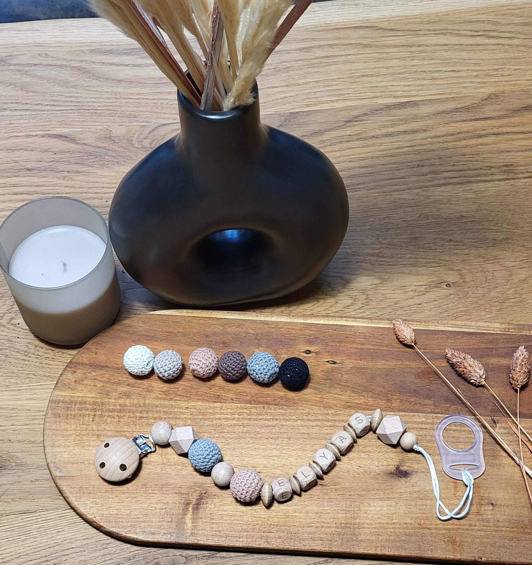 Holz-Schnullerkette Personalisiert Mit Häkelperlen Holz-Schnullerkette Personalisiert Mit Häkelperlen von Etsy - DIYLea