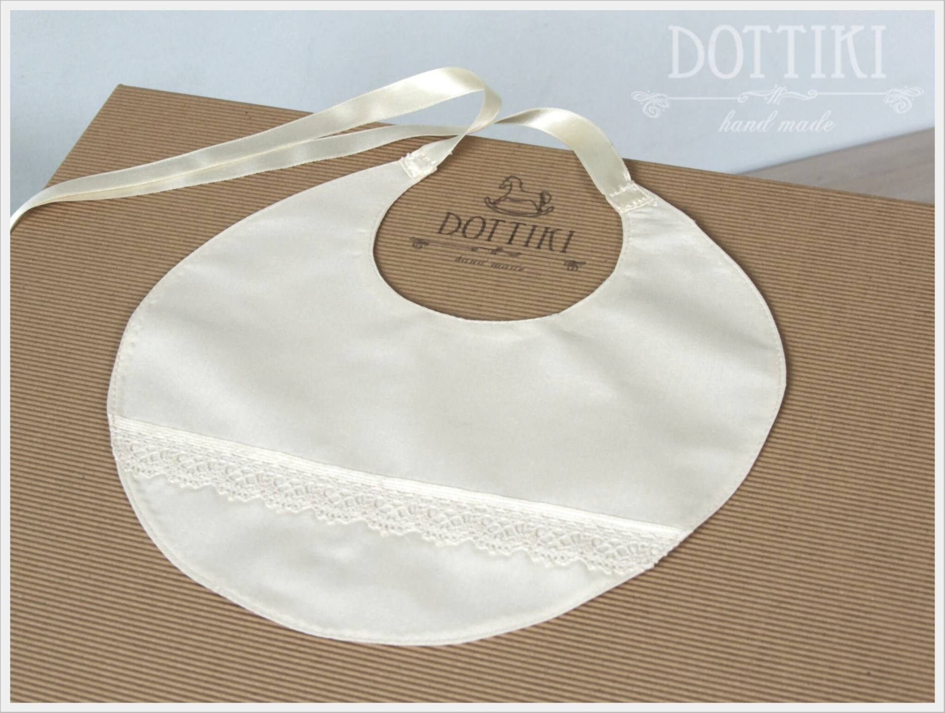 Seide Tauflätzchen, Lätzchen Zur Taufe von Etsy - DOTTIKI