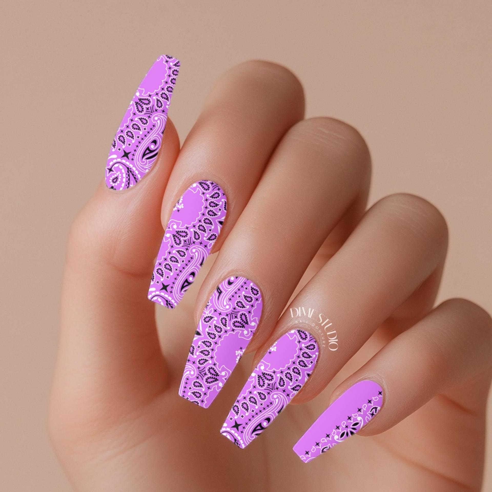 Lila Bandana Nagelabziehbild - Wassertransfer Nagelabziehbilder Paisley Nail Art Acryl Gel X Nagelzubehör Lila Bandana Nagelabziehbild - Wassertransfer Nagelabziehbilder Paisley Nail Art Acryl Gel X Nagelzubehör von Etsy - DXHNAILCO