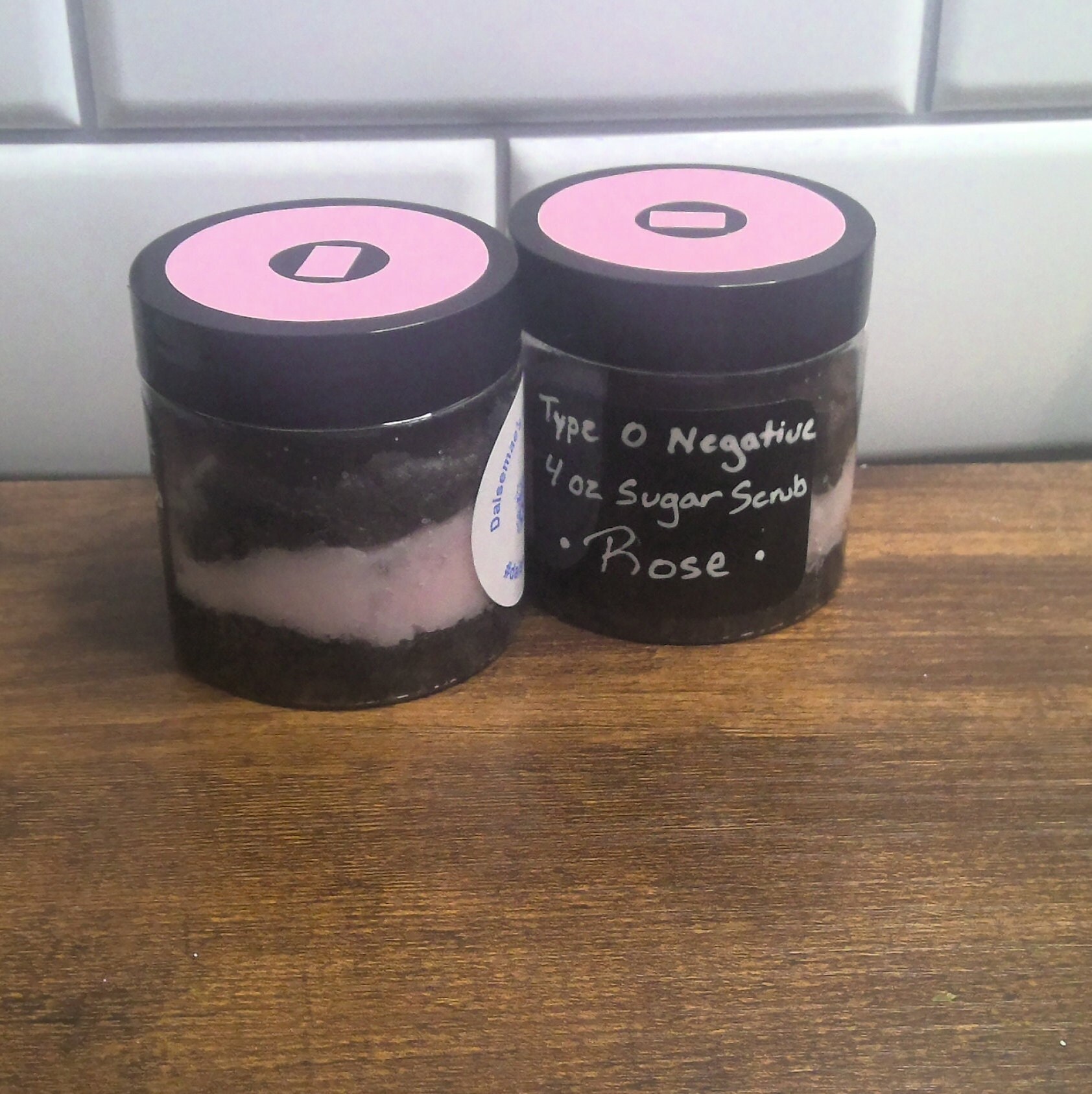 Sorten Von Typ O Negativ Peter Steele Sugar Scrub 4, 5 Unzen Kokosöl Aktivkohle - Blauer Salbei, Granatapfel, Rose, Lavendel Sorten Von Typ O Negativ Peter Steele Sugar Scrub 4, 5 Unzen Kokosöl Aktivkohle - Blauer Salbei, Granatapfel, Rose, Lavendel von Etsy - DaiseMae23