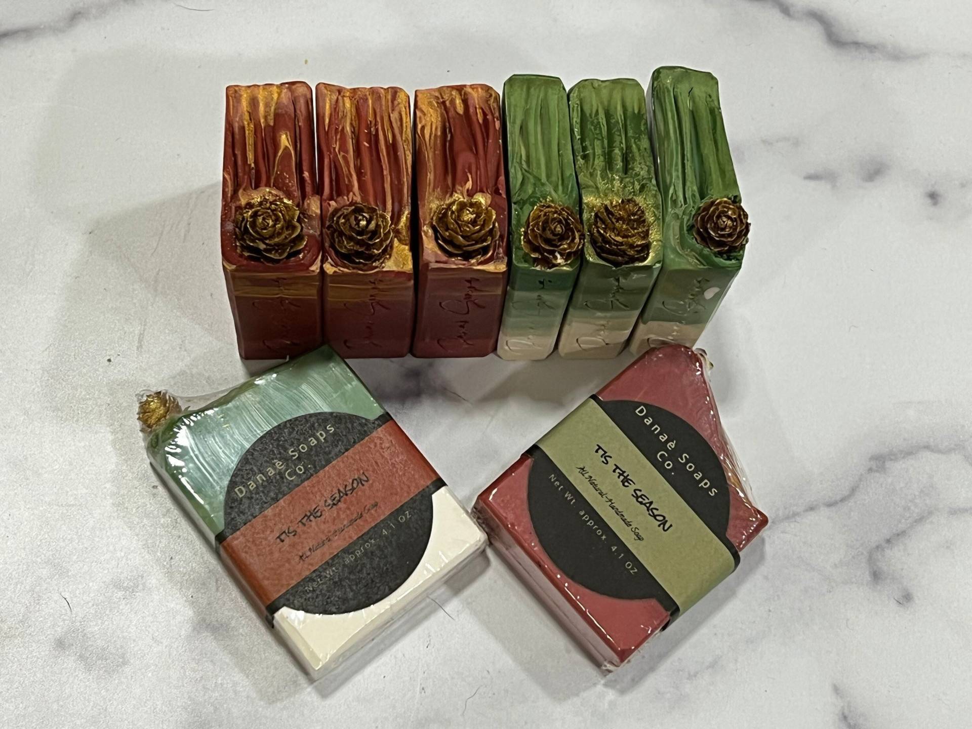 Tis The Season, Weihnachtsseife, Urlaubsseifenbar Tis The Season, Weihnachtsseife, Urlaubsseifenbar von Etsy - DanaeSoapsCo