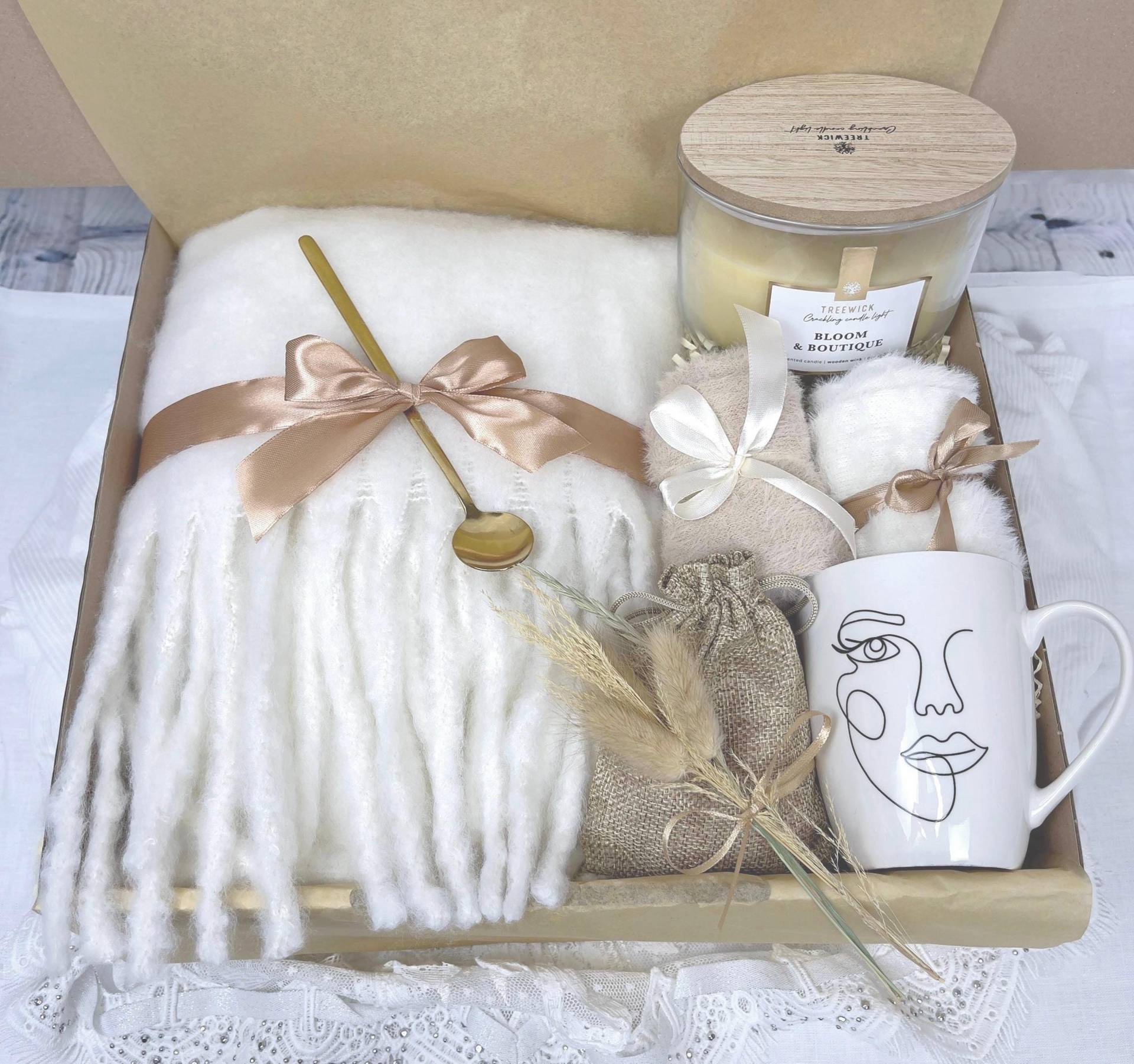 Geschenkbox Für Sie, Geschenk Zum Geburtstag, Geschenkkorb Frauen, Geschenkset, Duftkerze, Wohlfühlset, Geburtstagsgeschenk, Freundin Geschenkbox Für Sie, Geschenk Zum Geburtstag, Geschenkkorb Frauen, Geschenkset, Duftkerze, Wohlfühlset, Geburtstagsgeschenk, Freundin von Etsy - DarDariBox