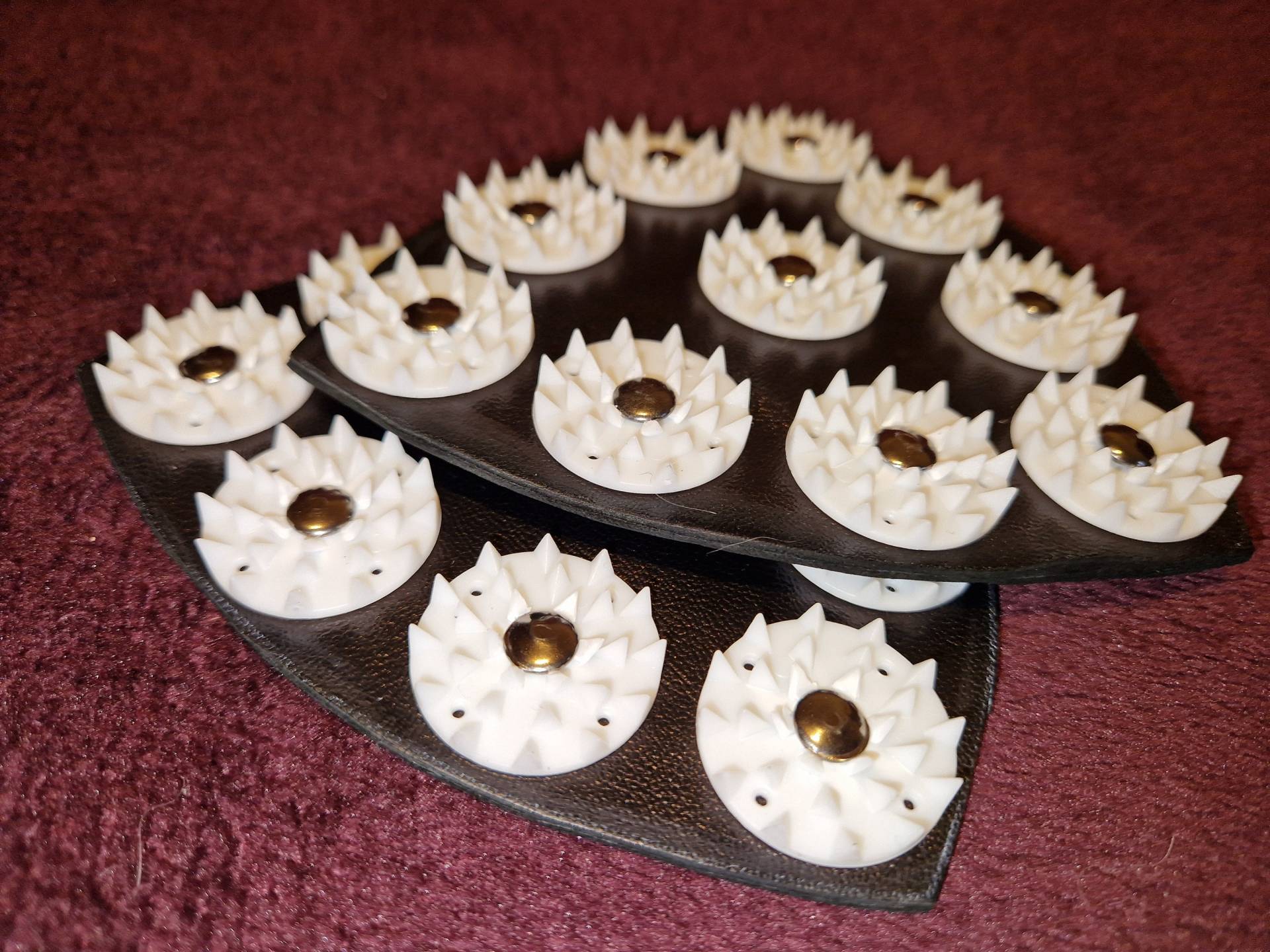 Bh Einlagen Mit Kunststoff-stacheln Aus Luxeriösem Schwarzen Lammnappa von Etsy - DarkExperience