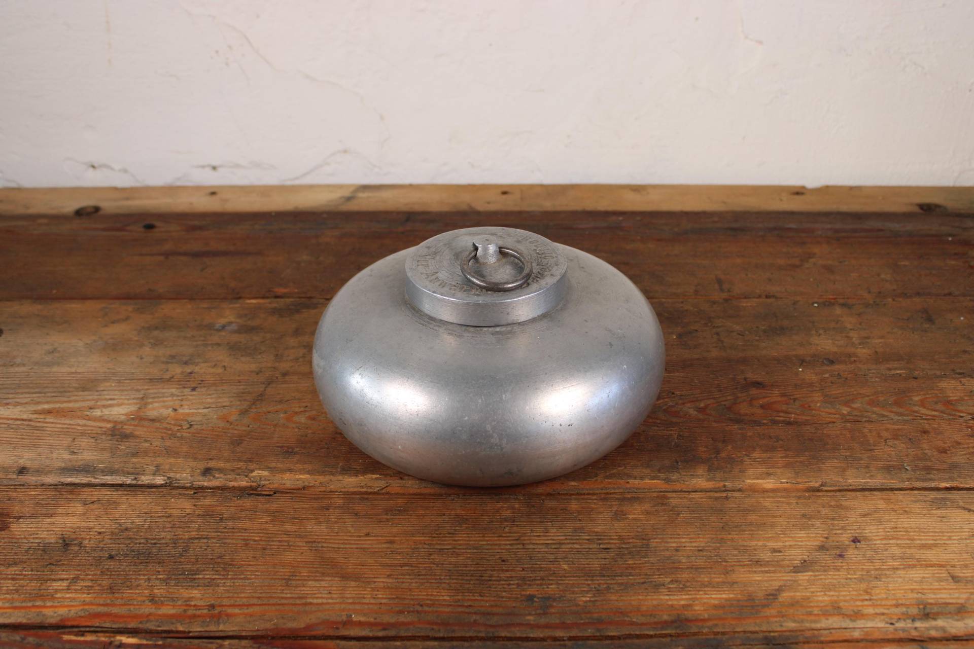 Vintage Wärmflasche Metall Höhe 11 × Breite 22 cm Signiert von Etsy - DasEmporium