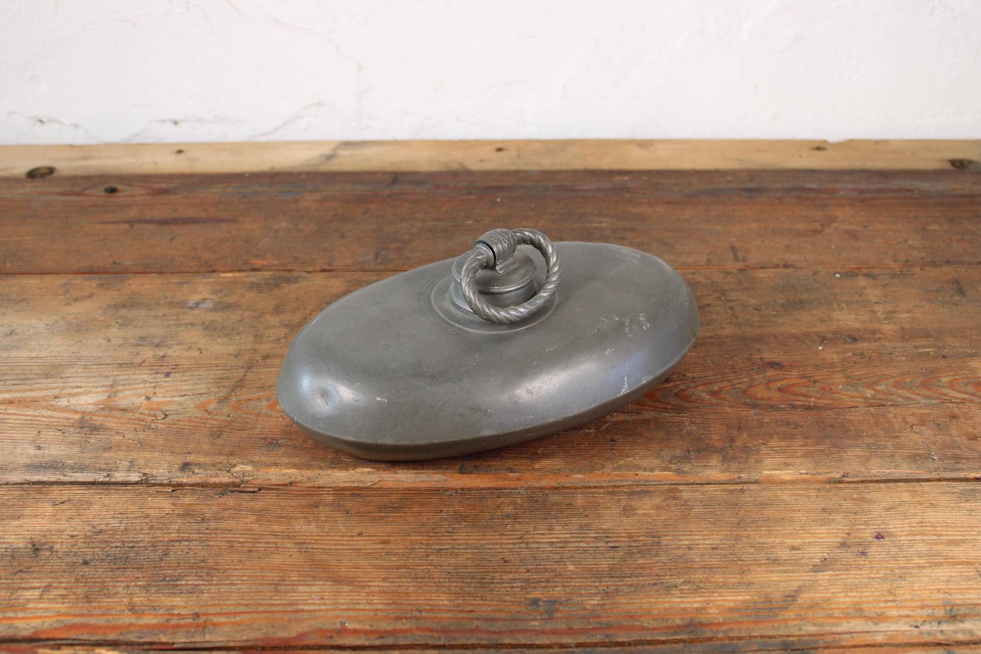Vintage Wärmflasche Metall Höhe 8 × Breite 26 cm Signiert von Etsy - DasEmporium