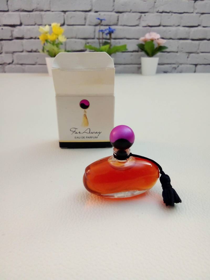 Vintage Far Away, 4 Ml, Mit Originalkarton, Seltenes Fundstück, Rarität von Etsy - DealStory