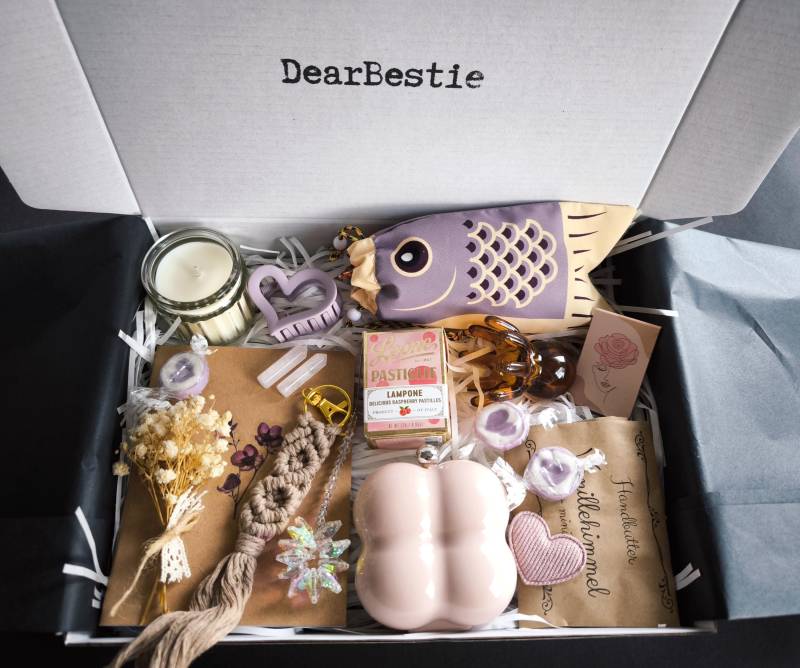 Bestietreat Geschenkbox| Geschenk| Selfcare| Giftbox| Carepaket Bestietreat Geschenkbox| Geschenk| Selfcare| Giftbox| Carepaket von Etsy - DearBestieDE