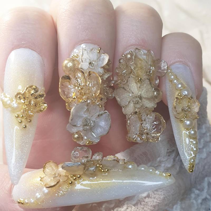 Goldene Orchidee Braut-Druck Nägel von Etsy - DeeniasUniques