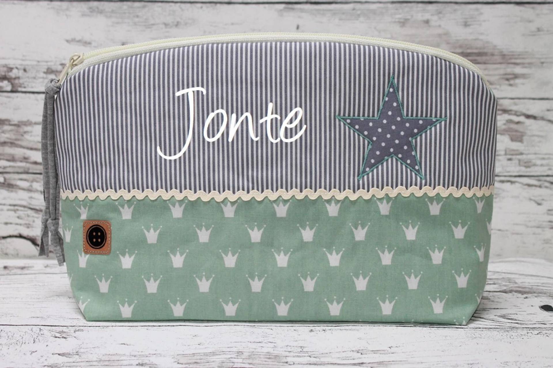 Kulturtasche /Windeltasche Inkl. Name Kulturtasche /Windeltasche Inkl. Name von Etsy - DeinKuestenknopf