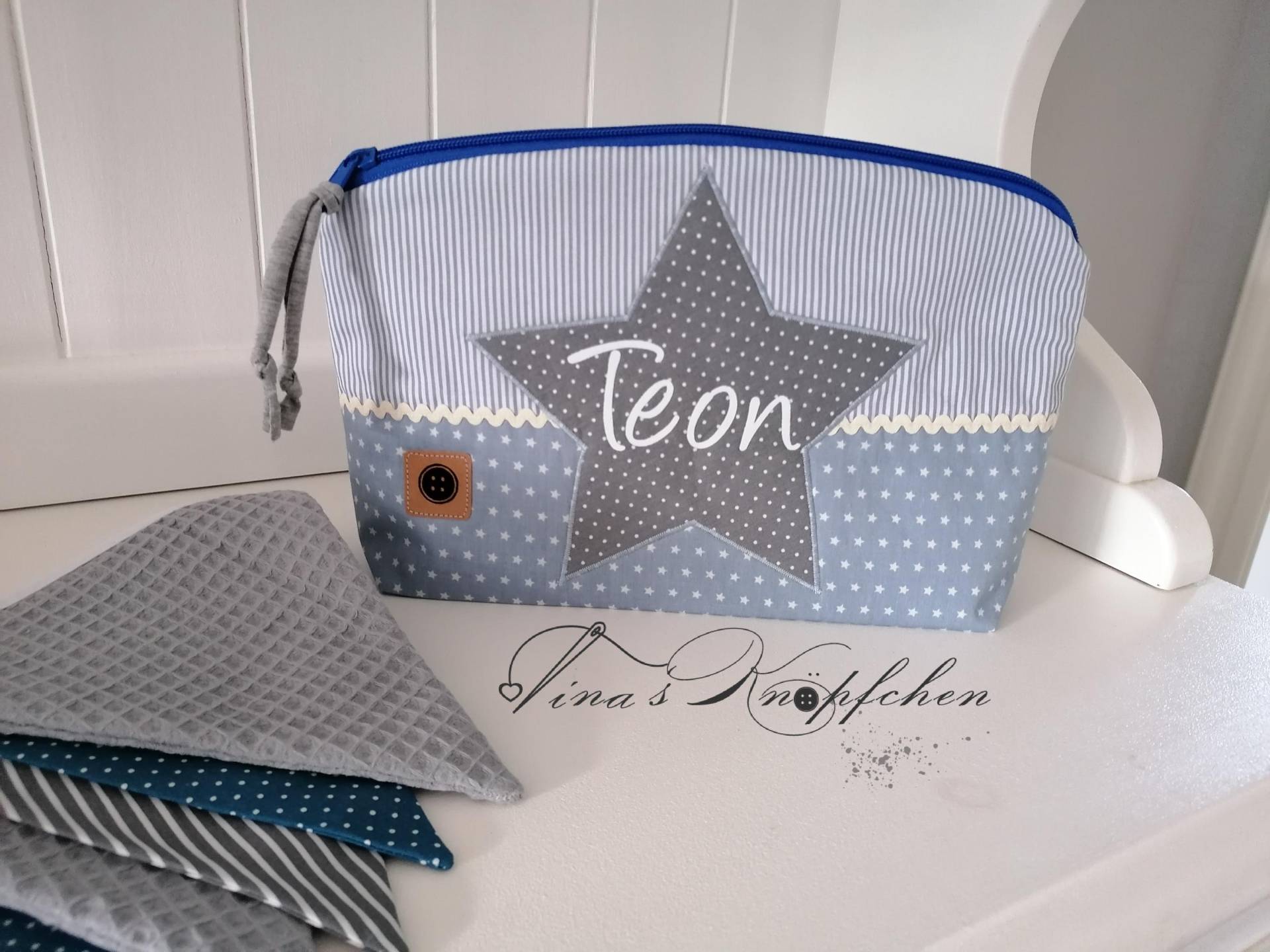 Kulturtasche /Windeltasche Mit Name /Geschenk Zur Geburt/Personalisiertes Geschenk/Taufgeschenk Für Jungs Kulturtasche /Windeltasche Mit Name /Geschenk Zur Geburt/Personalisiertes Geschenk/Taufgeschenk Für Jungs von Etsy - DeinKuestenknopf