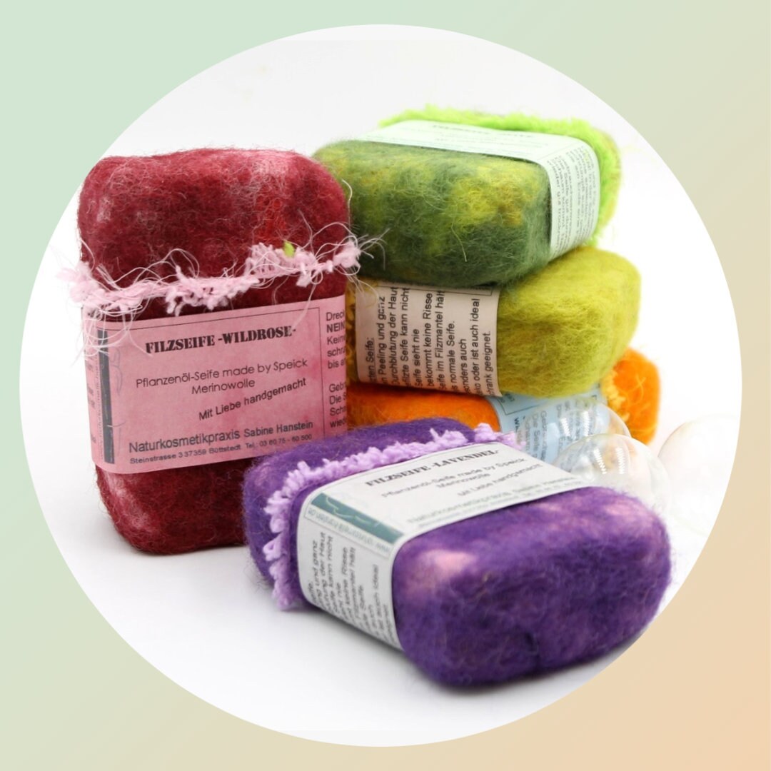 Filzseife Umfilzte Naturseife Hautpflege Seife Handgemacht Naturkosmetik Geschenk Filzseife Umfilzte Naturseife Hautpflege Seife Handgemacht Naturkosmetik Geschenk von Etsy - DeineNaturkosmetik