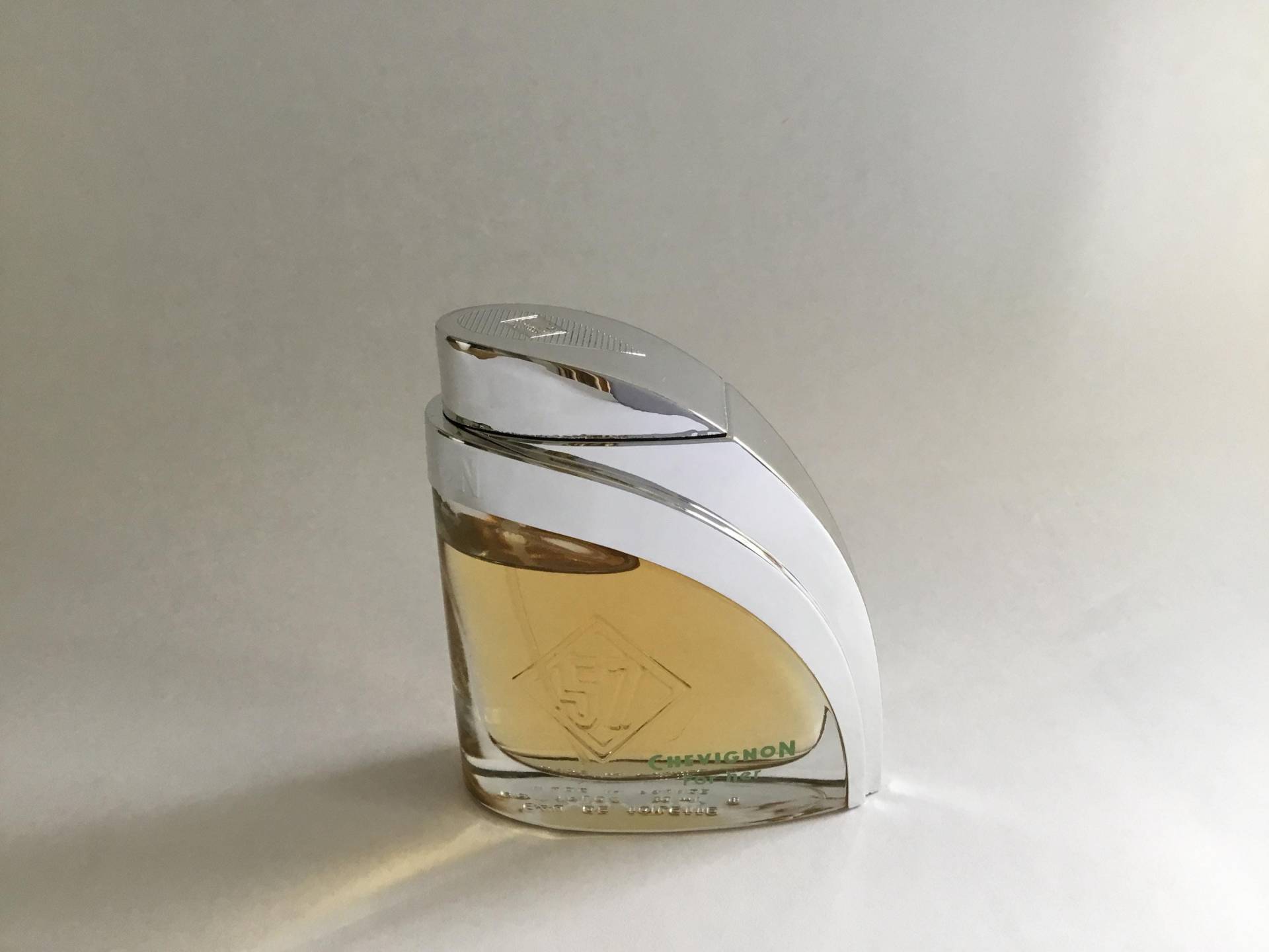 Chevignon 57 Eau De Toilette Jaques Bogart For Her 30 Ml Gebraucht Füllstand Ca 95 % Ohne Ovp Chevignon 57 Eau De Toilette Jaques Bogart For Her 30 Ml Gebraucht Füllstand Ca 95 % Ohne Ovp von Etsy - Dekofisch
