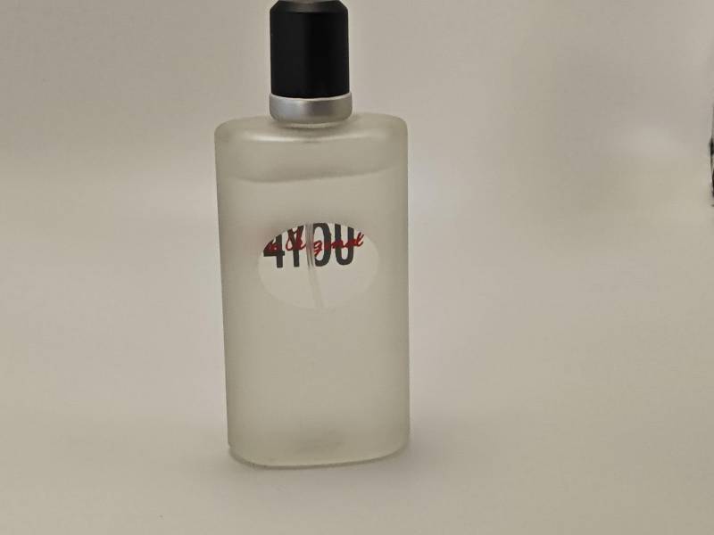 Cosko Vicos 4You Eau De Toilette 100 Ml Gebraucht Verpackung Nicht Vorhanden, Füllstand Ca 95 % 01/03 Cosko Vicos 4You Eau De Toilette 100 Ml Gebraucht Verpackung Nicht Vorhanden, Füllstand Ca 95 % 01/03 von Etsy - Dekofisch