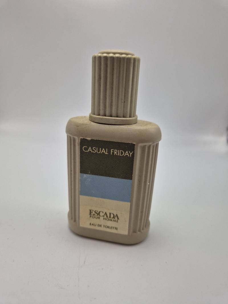 Escada Casual Friday Eau De Toilette 75 Ml Gebraucht Verpackung Nicht Vorhanden, Füllstand Ca 70 % Nr. 02/02 von Etsy - Dekofisch