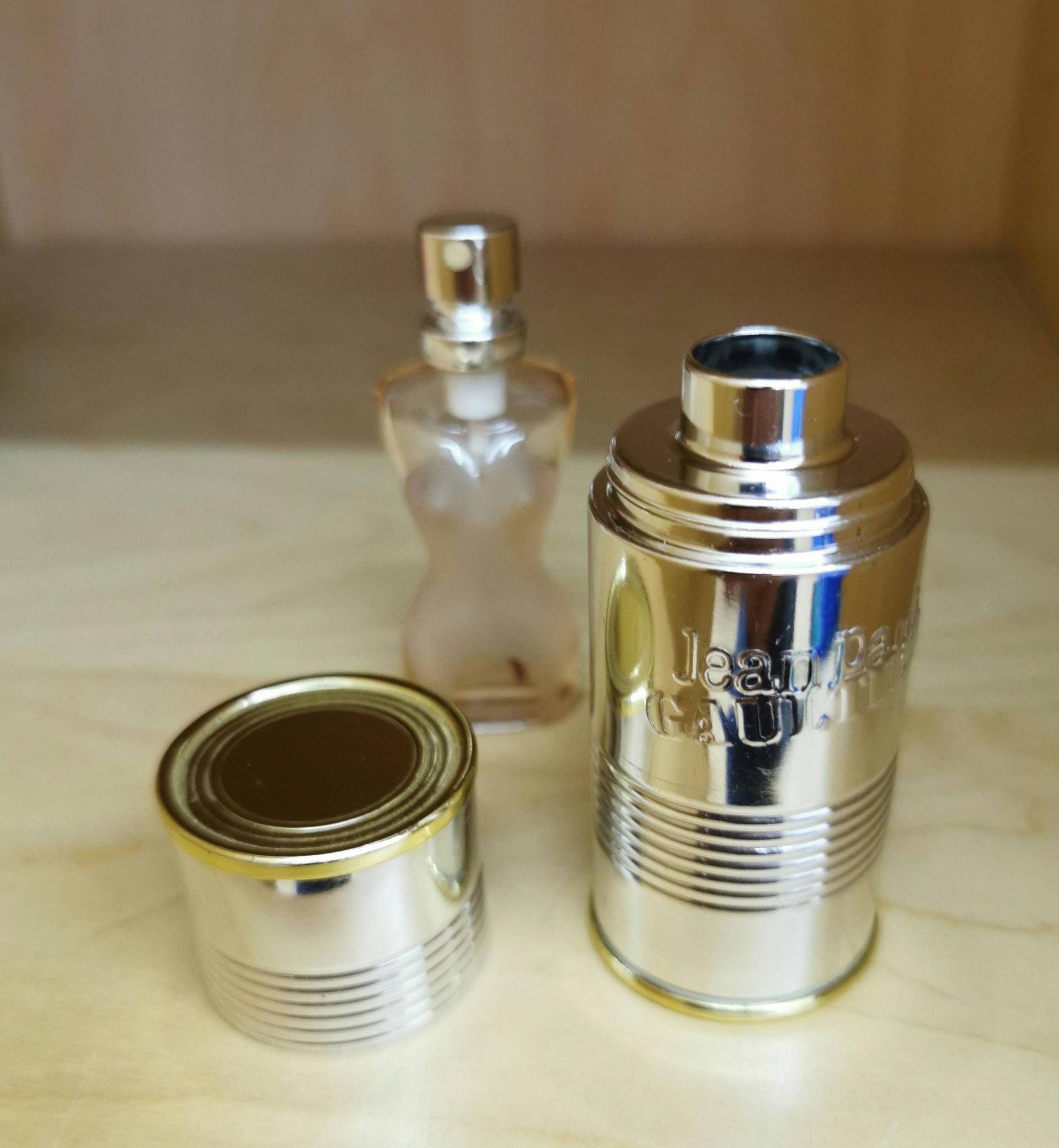 Jean Paul Gaultier 7, 5 Ml Gebraucht Ohne Ovp , Füllstand Leer Nachfülldose Mit Gebrauchsspuren Jean Paul Gaultier 7, 5 Ml Gebraucht Ohne Ovp , Füllstand Leer Nachfülldose Mit Gebrauchsspuren von Etsy - Dekofisch