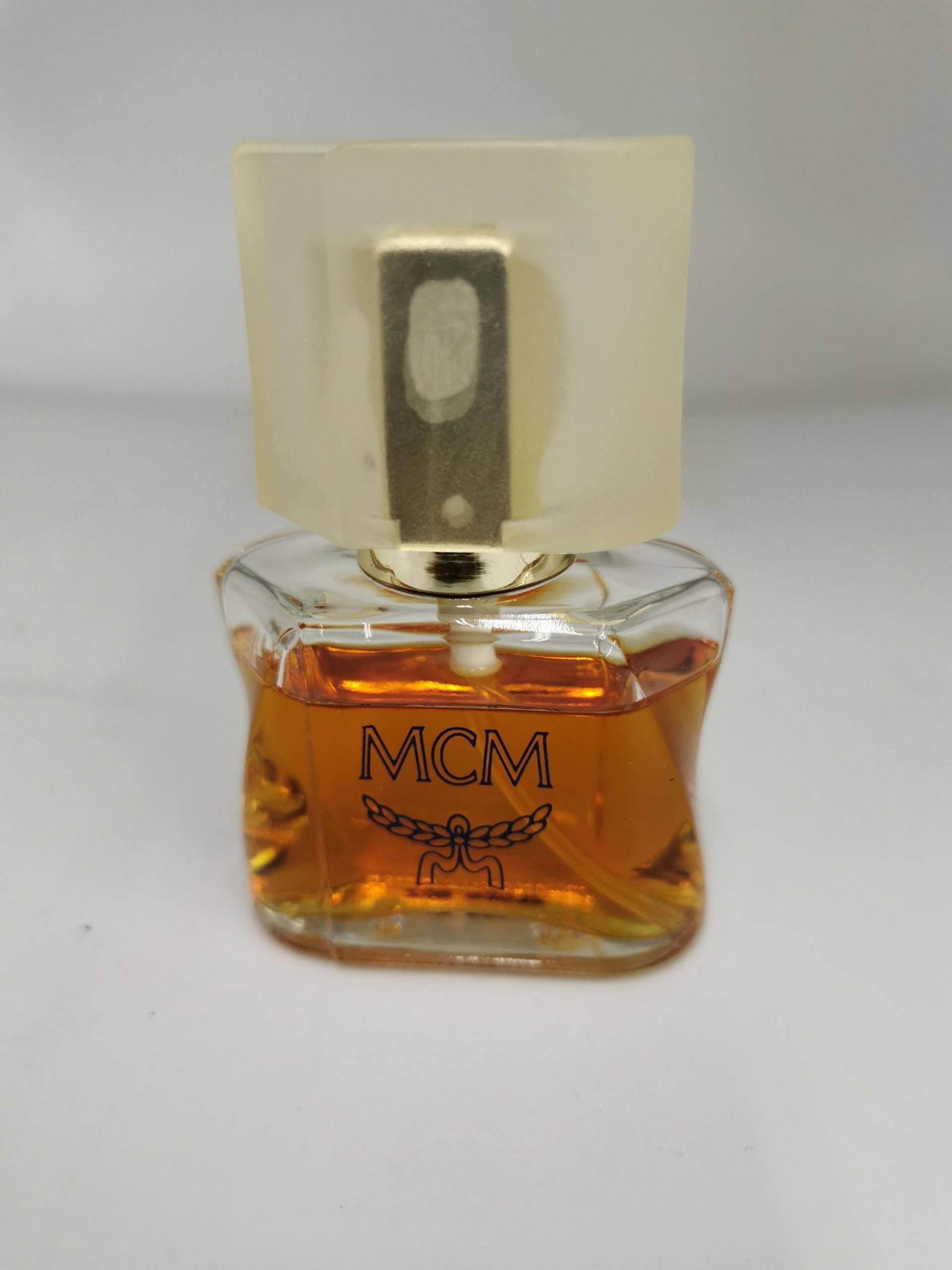 Mcm Blue Paradise Eau De Toilette 30 Ml Gebraucht Verpackung Nicht Vorhanden, Füllstand Ca 80 % Mcm Blue Paradise Eau De Toilette 30 Ml Gebraucht Verpackung Nicht Vorhanden, Füllstand Ca 80 % von Etsy - Dekofisch