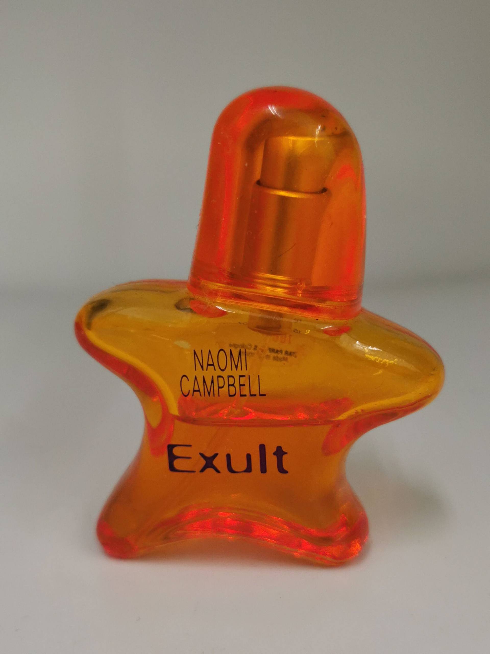 Naomi Campbell Exult Eau De Toilette 15 Ml Gebraucht Verpackung Nicht Vorhanden, Füllstand 50 % No 1003 Naomi Campbell Exult Eau De Toilette 15 Ml Gebraucht Verpackung Nicht Vorhanden, Füllstand 50 % No 1003 von Etsy - Dekofisch