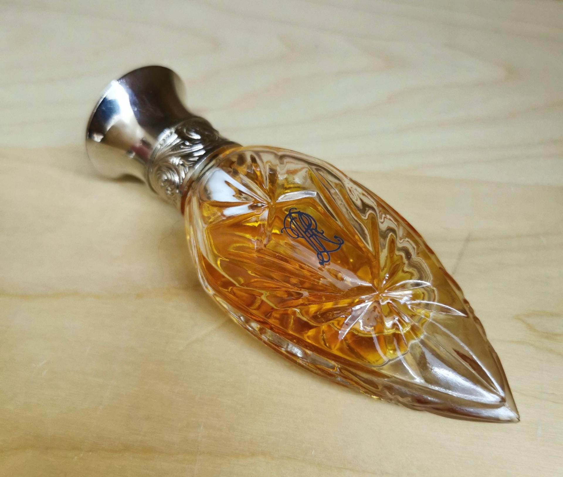 Ralph Lauren Safari Cosmair Parfüm Eau De Parfum Gebraucht Ohne Ovp 40 % Füllstand Mini 20 Ml Ralph Lauren Safari Cosmair Parfüm Eau De Parfum Gebraucht Ohne Ovp 40 % Füllstand Mini 20 Ml von Etsy - Dekofisch