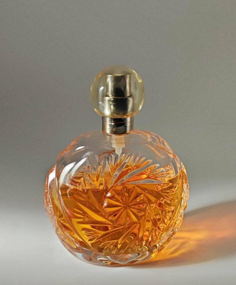 Ralph Lauren Safari Women Eau De Parfum 125 Ml Gebraucht Verpackung Nicht Vorhanden, Füllstand Ca 70 % 01/03/055 von Etsy - Dekofisch
