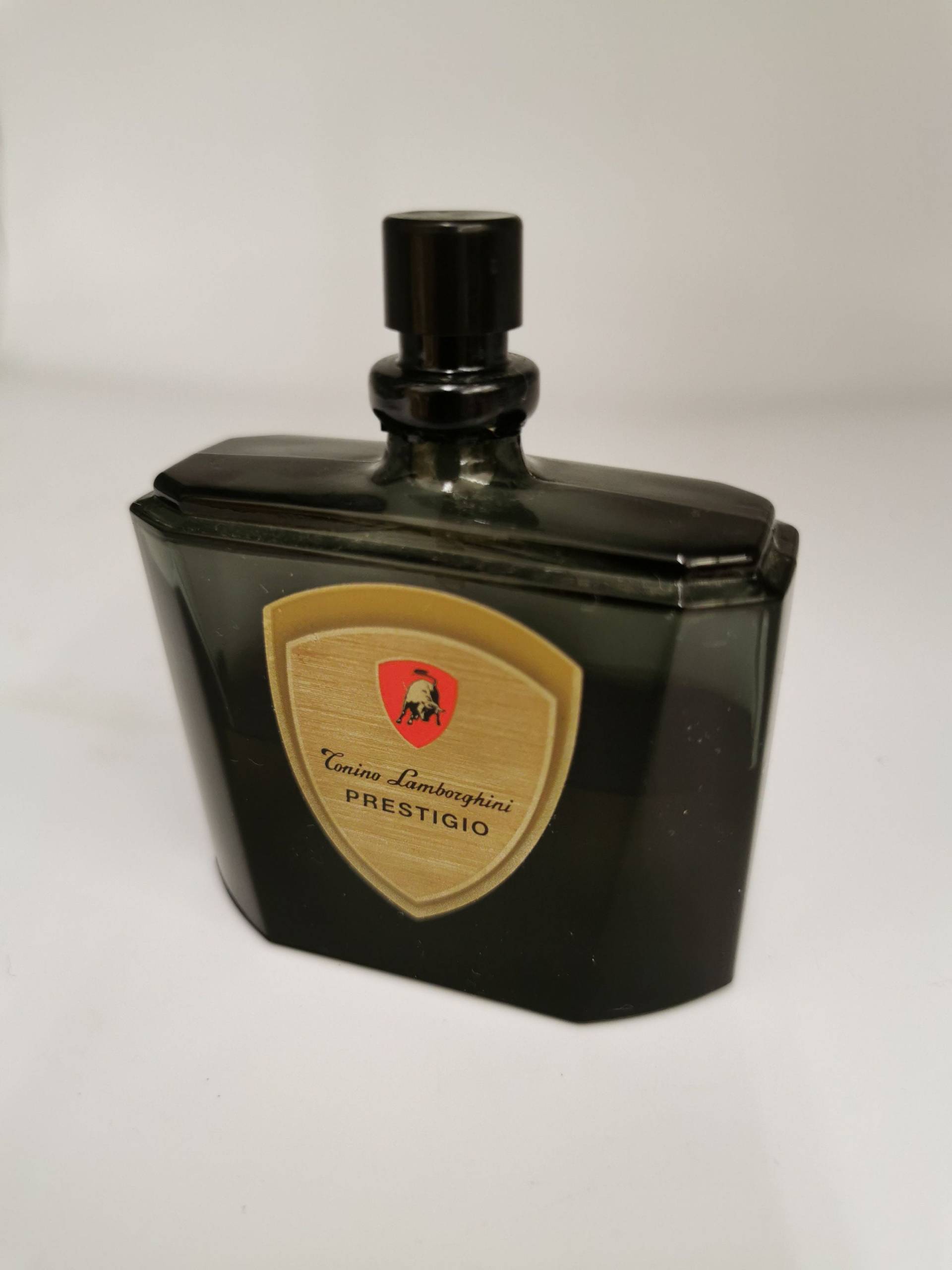 Tonino Lamborghini Eau De Toilette 50 Ml Gebraucht Verpackung Nicht Vorhanden, Füllstand Ca %. 3217 Tonino Lamborghini Eau De Toilette 50 Ml Gebraucht Verpackung Nicht Vorhanden, Füllstand Ca %. 3217 von Etsy - Dekofisch