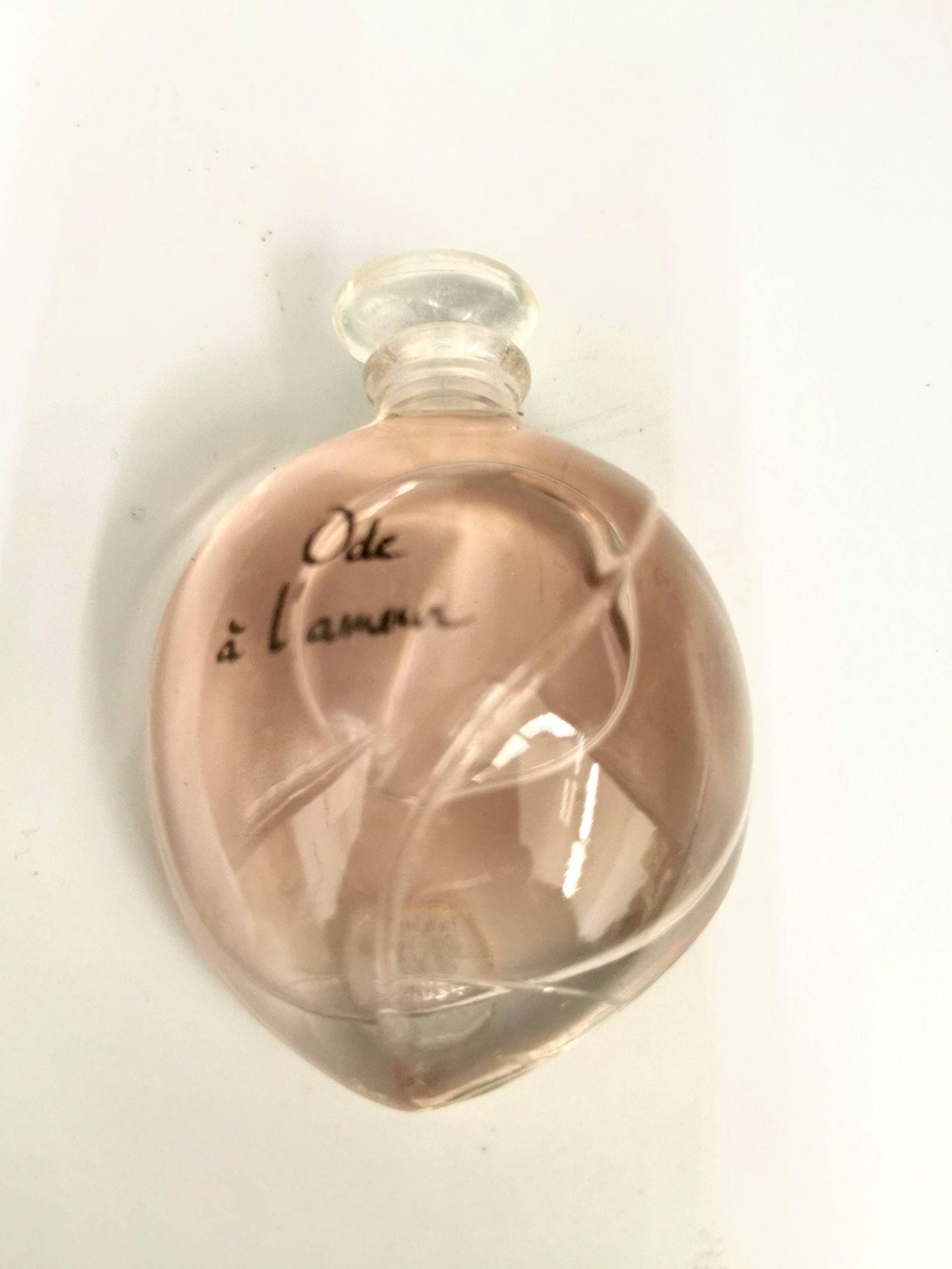 Yves Rocher Ode L Amoure Eau De Toilette 30 Ml Gebraucht Verpackung Nicht Vorhanden, Füllstand 98 % Yves Rocher Ode L Amoure Eau De Toilette 30 Ml Gebraucht Verpackung Nicht Vorhanden, Füllstand 98 % von Etsy - Dekofisch