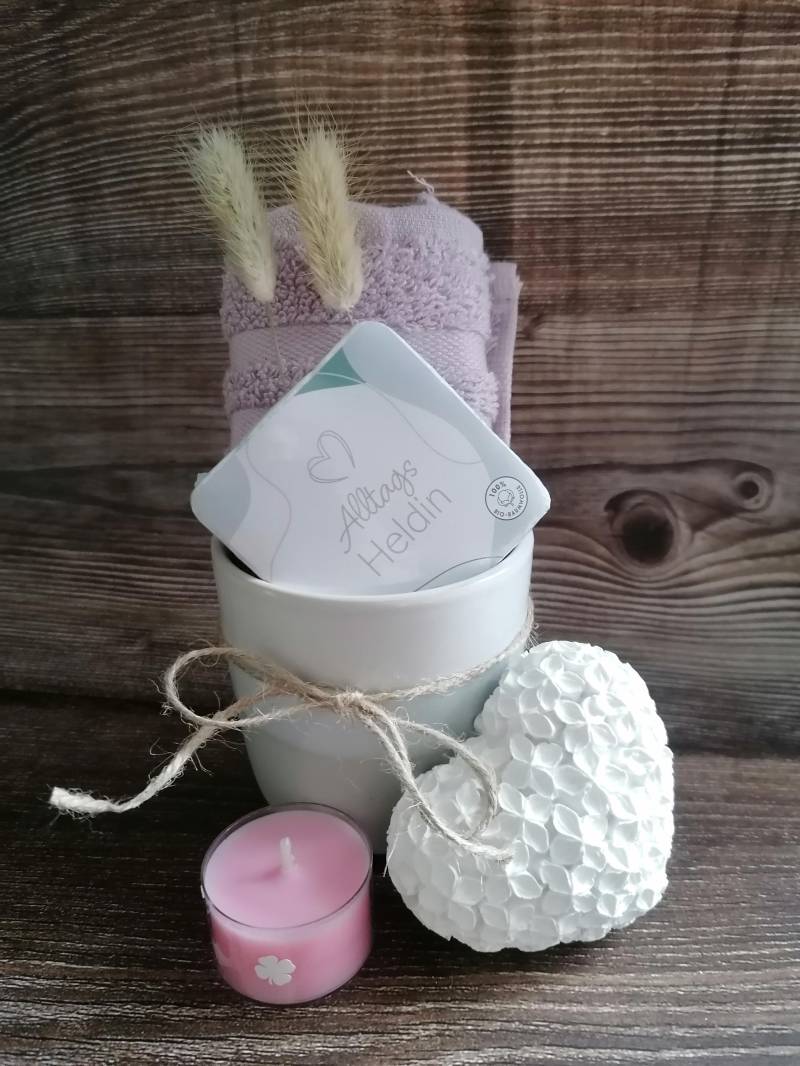 Geschenk Für Frauen, Alltagsheldin, Perfect von Etsy - DekoundTrend
