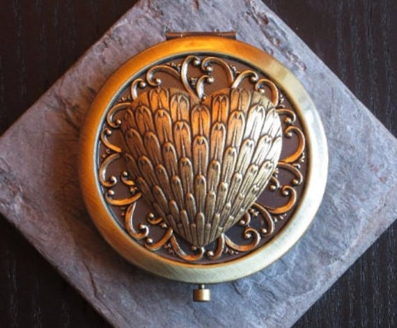 Art Deco Herz Taschenspiegel, Antikes Messing Kompakt, Bronze Spiegel, Einzigartiges Valentinstag Geschenk, Brautjungfer Geschenk von Etsy - DelicateIndustry1