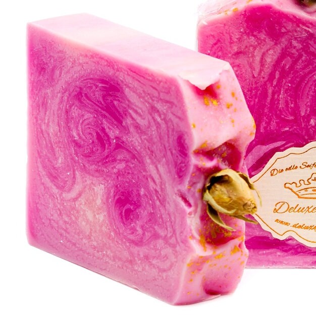 65.-Eur/1Kg Rosenseife Mit Seide 65.-Eur/1Kg Rosenseife Mit Seide von Etsy - Deluxeforme