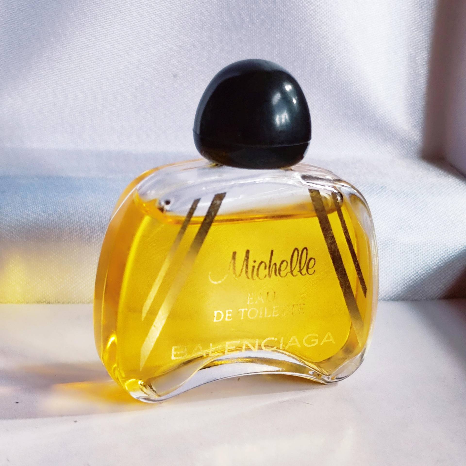 Balenciaga Michelle Parfum | Eau De Toilette Miniatur 5 Ml Vintage 1980Er Jahre Balenciaga Michelle Parfum | Eau De Toilette Miniatur 5 Ml Vintage 1980Er Jahre von Etsy - DerAusstatter