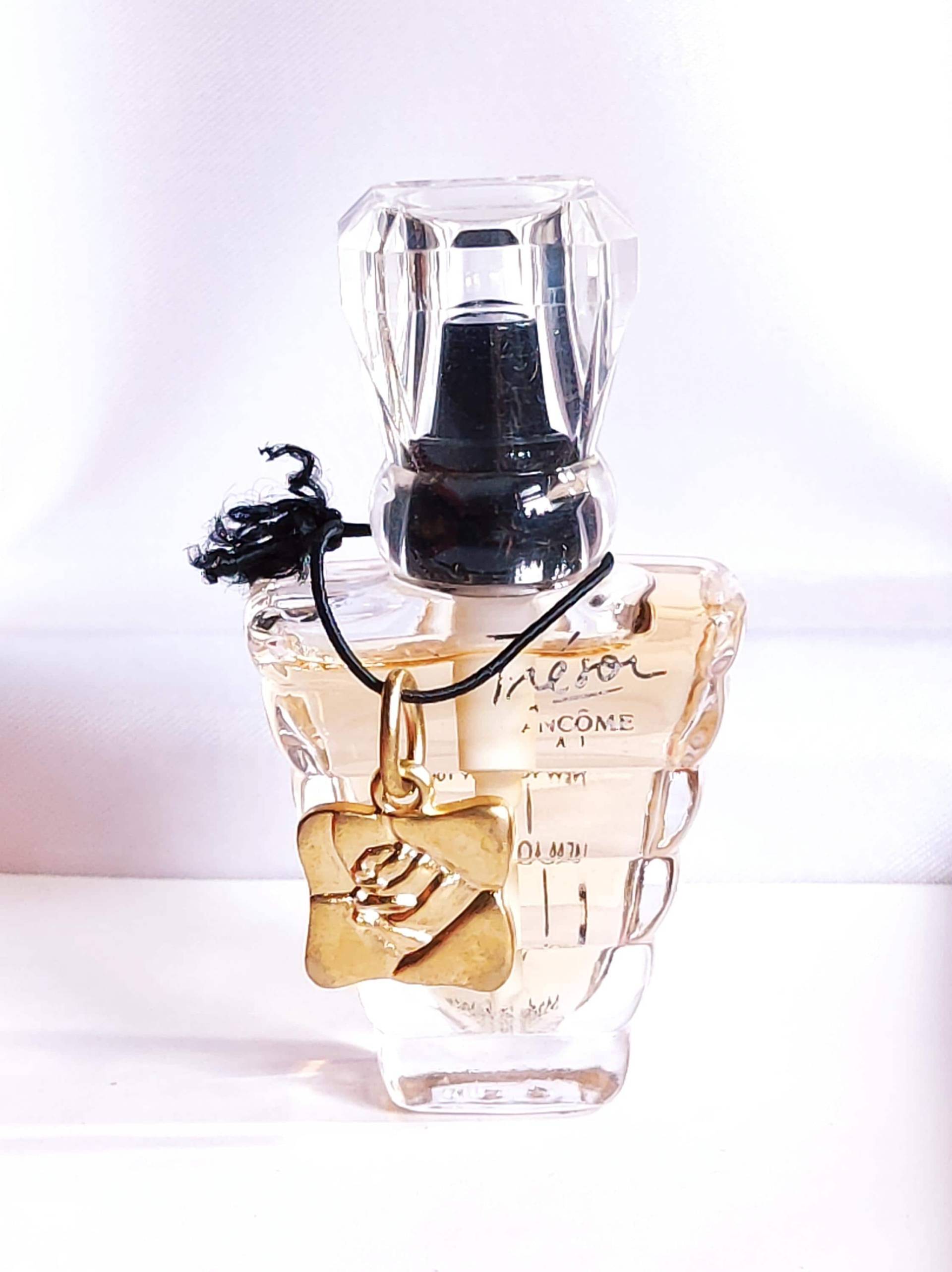 Tresor Lancome | Miniatur 1990Er Eau De Parfum 5 Ml Spray Rar Vintage Trésor Lancôme Reisegröße Tresor Lancome | Miniatur 1990Er Eau De Parfum 5 Ml Spray Rar Vintage Trésor Lancôme Reisegröße von Etsy - DerAusstatter