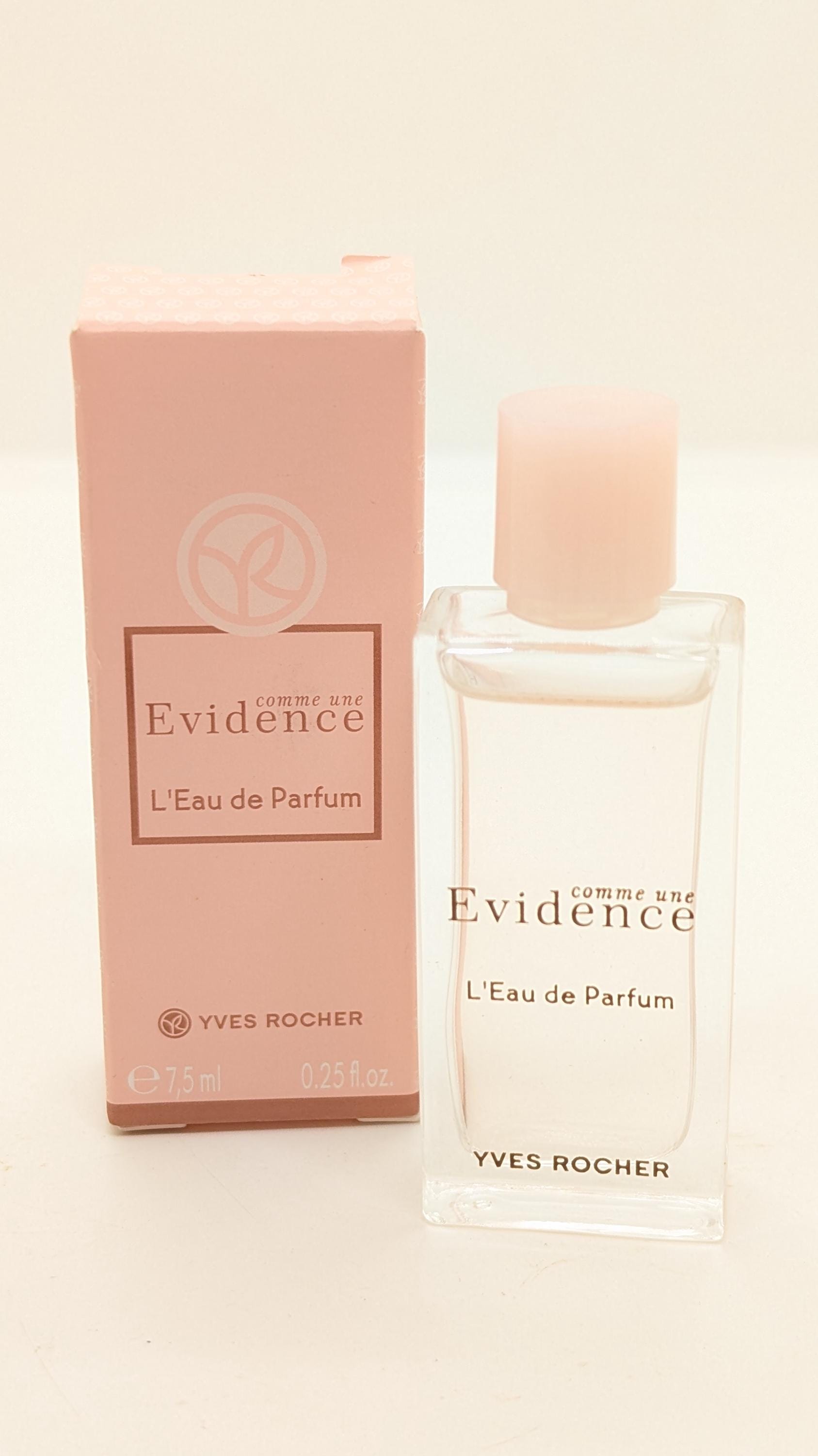 Yves Rocher Evidence | Miniatur Parfum Reisegröße L' Eau De Splash 7, 5 Ml Vintage 2000Er Yves Rocher Evidence | Miniatur Parfum Reisegröße L' Eau De Splash 7, 5 Ml Vintage 2000Er von Etsy - DerAusstatter
