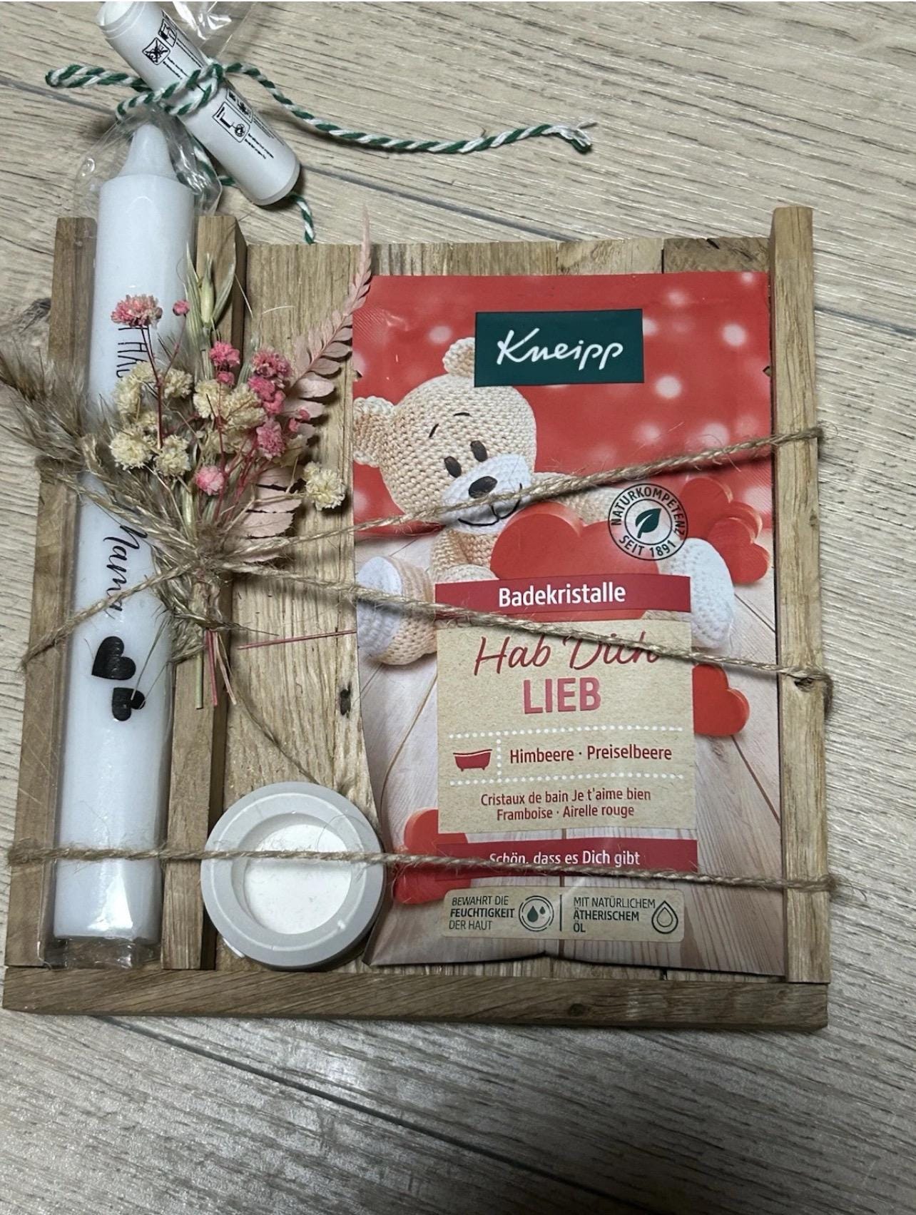 Hab Dich Lieb-Arrangement Inkl. Badezusatz, Kerze Und Kerzenhalter, Geschenkset, Tablett Aus Klötzchen Von Klötzchenmann von Etsy - DerKleineService