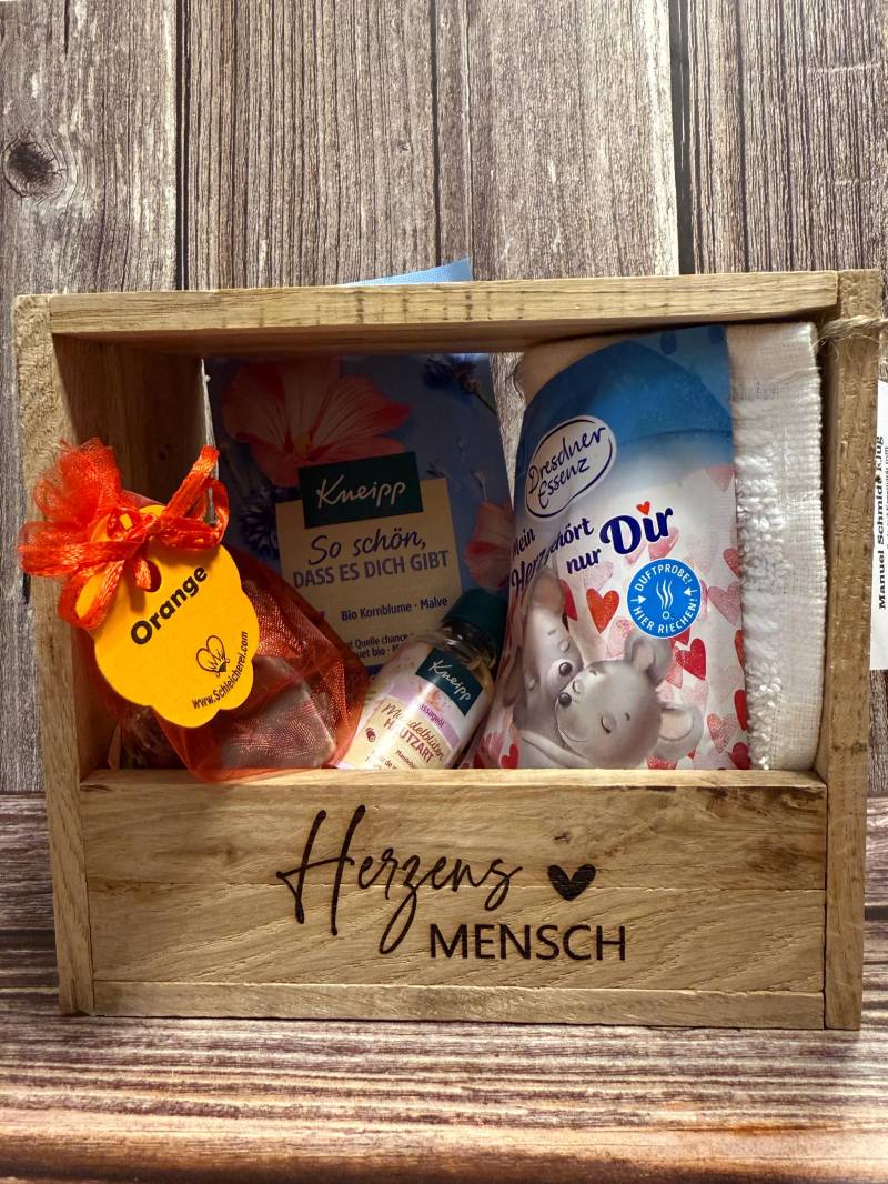 Herzensmensch - Wellness Geschenkset Mit Namhaften Produkten Und Handgemachter Seife Perfekt Für Alle, Die Me-Time Verschenken Herzensmensch - Wellness Geschenkset Mit Namhaften Produkten Und Handgemachter Seife Perfekt Für Alle, Die Me-Time Verschenken von Etsy - DerKleineService