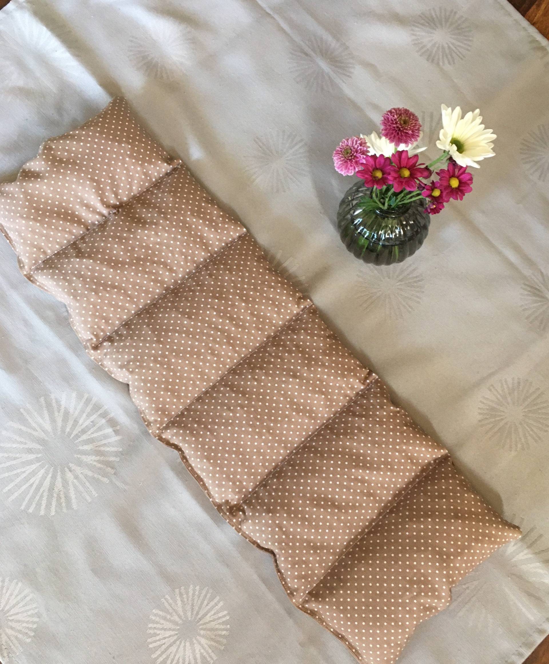 xxl 6-Kammern Körnerkissen Entspannungskissen Wärme - Und Kältekissen Geschenk Gepunktet Dinkelkissen Kirschkern von Etsy - DerRoteFaden