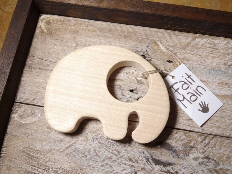 Hölzerne Elefant-Förmiger Beißring/Geburt Geschenk Toy Holz Baby Öko-Kinderbetreuung von Etsy - DesChosesEnBois