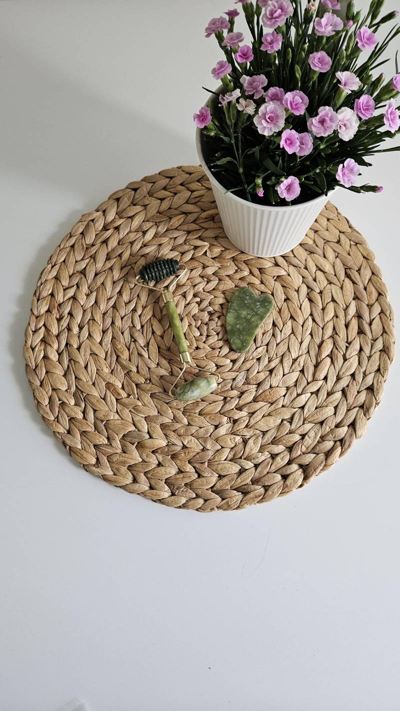 Jade Roller & Gua Sha Set - Natürlich Schöne Haut Mit Fernöstlicher Pflegekunst von Etsy - DesignbyHuebsch