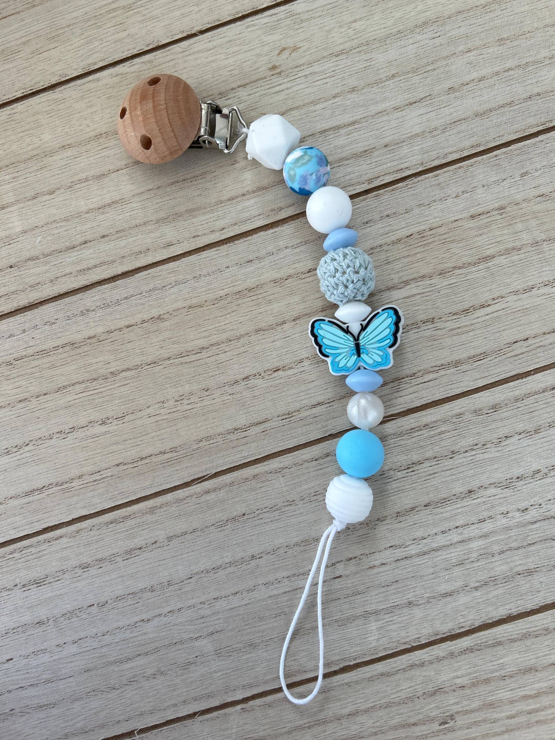 Schnullerkette Schmetterling, Blaue-Weiße Perlen von Etsy - DesignbyMondbluete