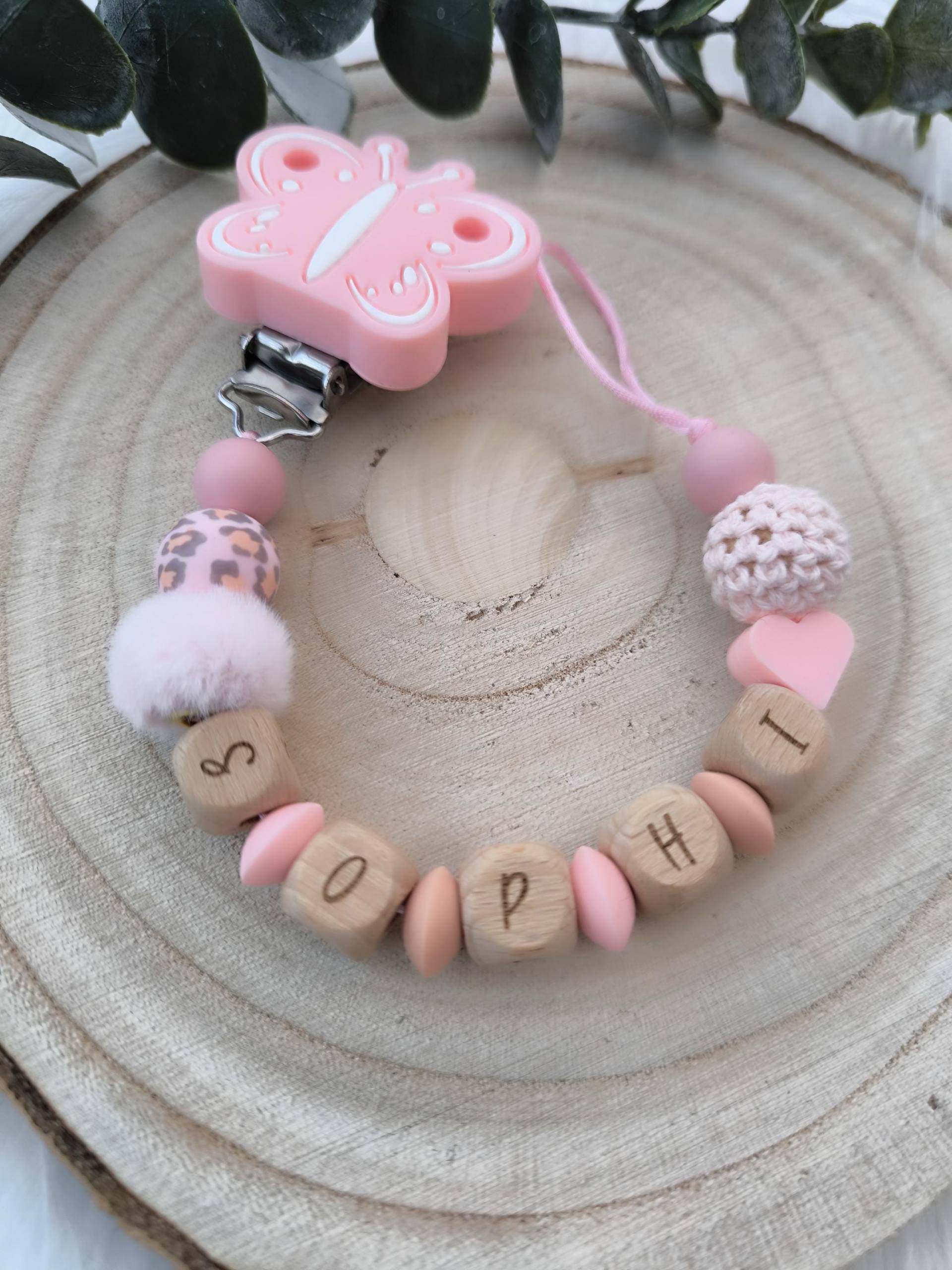 Schnullerkette "Leo" Personalisiert Mit Namen Holz Und Silikonperlen Inkl. Geschenkbeutel Wunschtext Als Aufdruck Schnullerkette "Leo" Personalisiert Mit Namen Holz Und Silikonperlen Inkl. Geschenkbeutel Wunschtext Als Aufdruck von Etsy - Dewuna