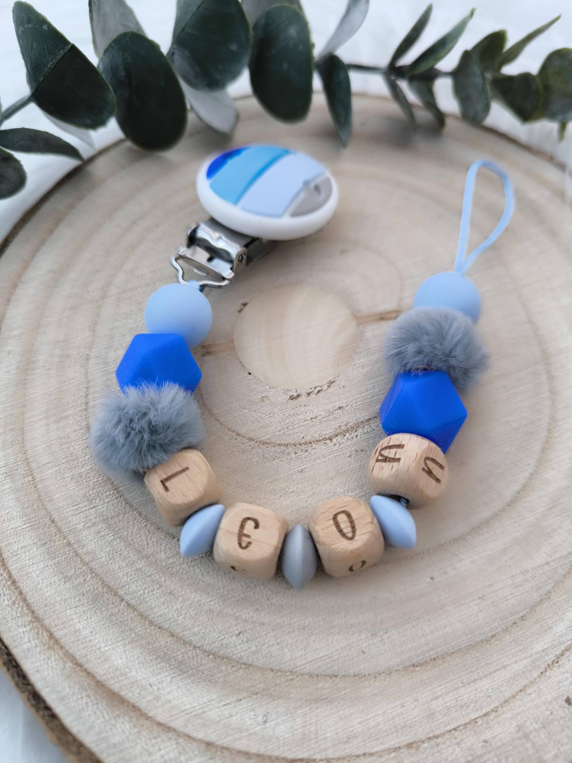 Schnullerkette Personalisiert Mit Namen Holz Und Silikonperlen Inkl. Geschenkbeutel Wunschtext Als Aufdruck Schnullerkette Personalisiert Mit Namen Holz Und Silikonperlen Inkl. Geschenkbeutel Wunschtext Als Aufdruck von Etsy - Dewuna