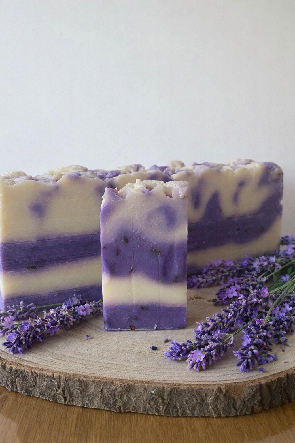 Handgemachte Naturseife Lavendel Und Olivenöl Vegan Kaltgerührt von Etsy - DianaEinzigARTig