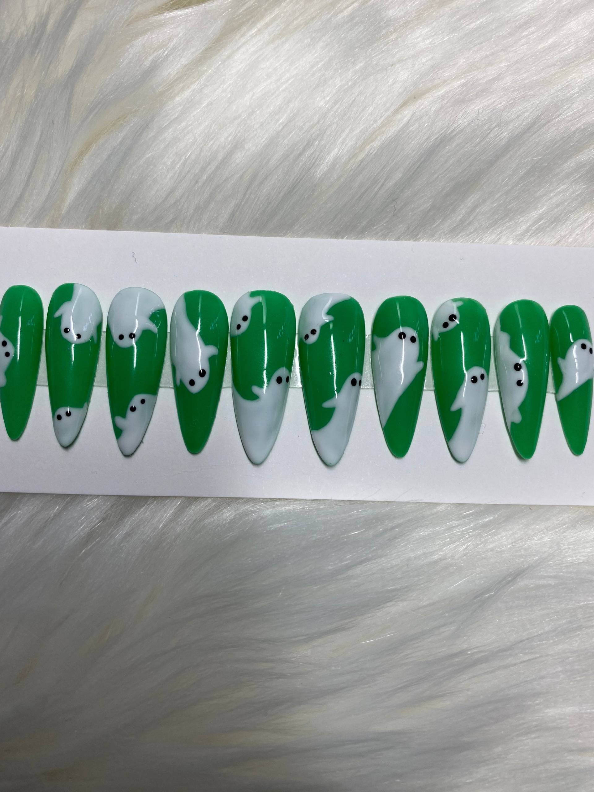 Ghost Press On Nails Ghost Press On Nails von Etsy - Dianailstudio