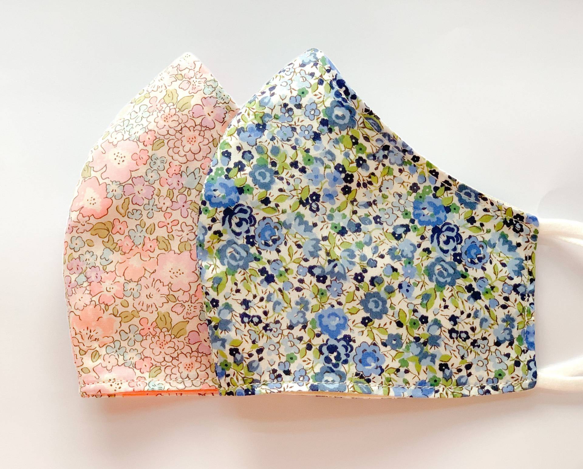 Liberty Print Gesichtsmaske, Atmungsaktiv, Doppelschichtmaske, Gesichtsbedeckung, Blumenmaske Liberty Print Gesichtsmaske, Atmungsaktiv, Doppelschichtmaske, Gesichtsbedeckung, Blumenmaske von Etsy - DiarysDesign