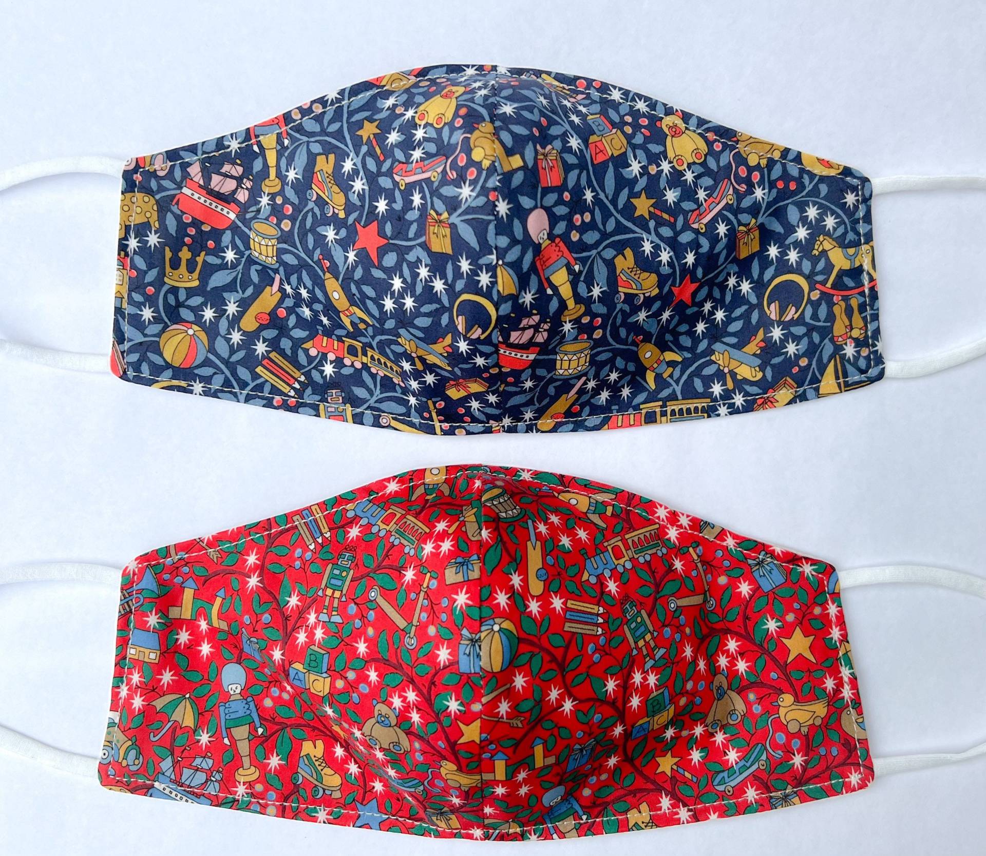 Liberty Print Gesichtsmaske, Weihnachtsdesign Liberty Print Gesichtsmaske, Weihnachtsdesign von Etsy - DiarysDesign