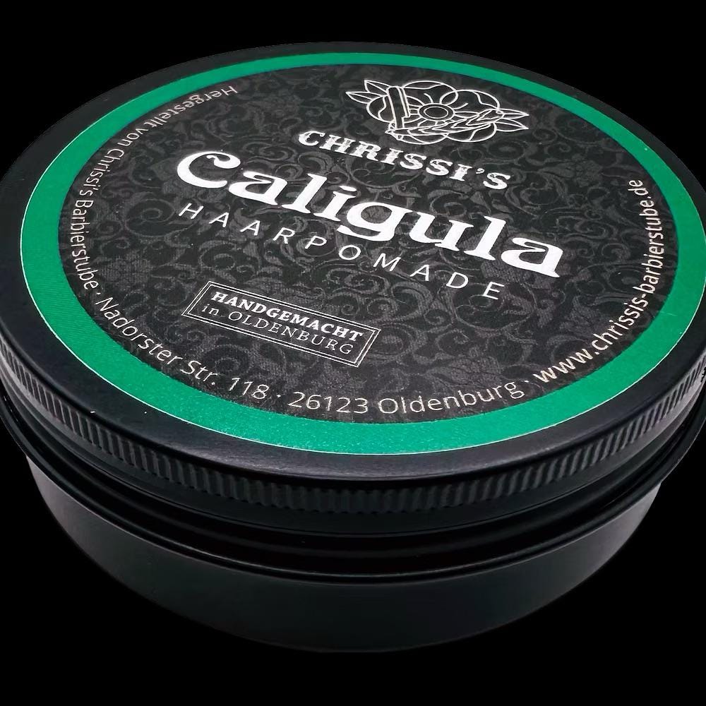 Chrissis "Caligula" - Sehr Feste Pomade Mit Einem Kräftig, Herben Duft Aus Moschus, Patchuli Und Bergamotte Chrissis "Caligula" - Sehr Feste Pomade Mit Einem Kräftig, Herben Duft Aus Moschus, Patchuli Und Bergamotte von Etsy - DieBarbierstube