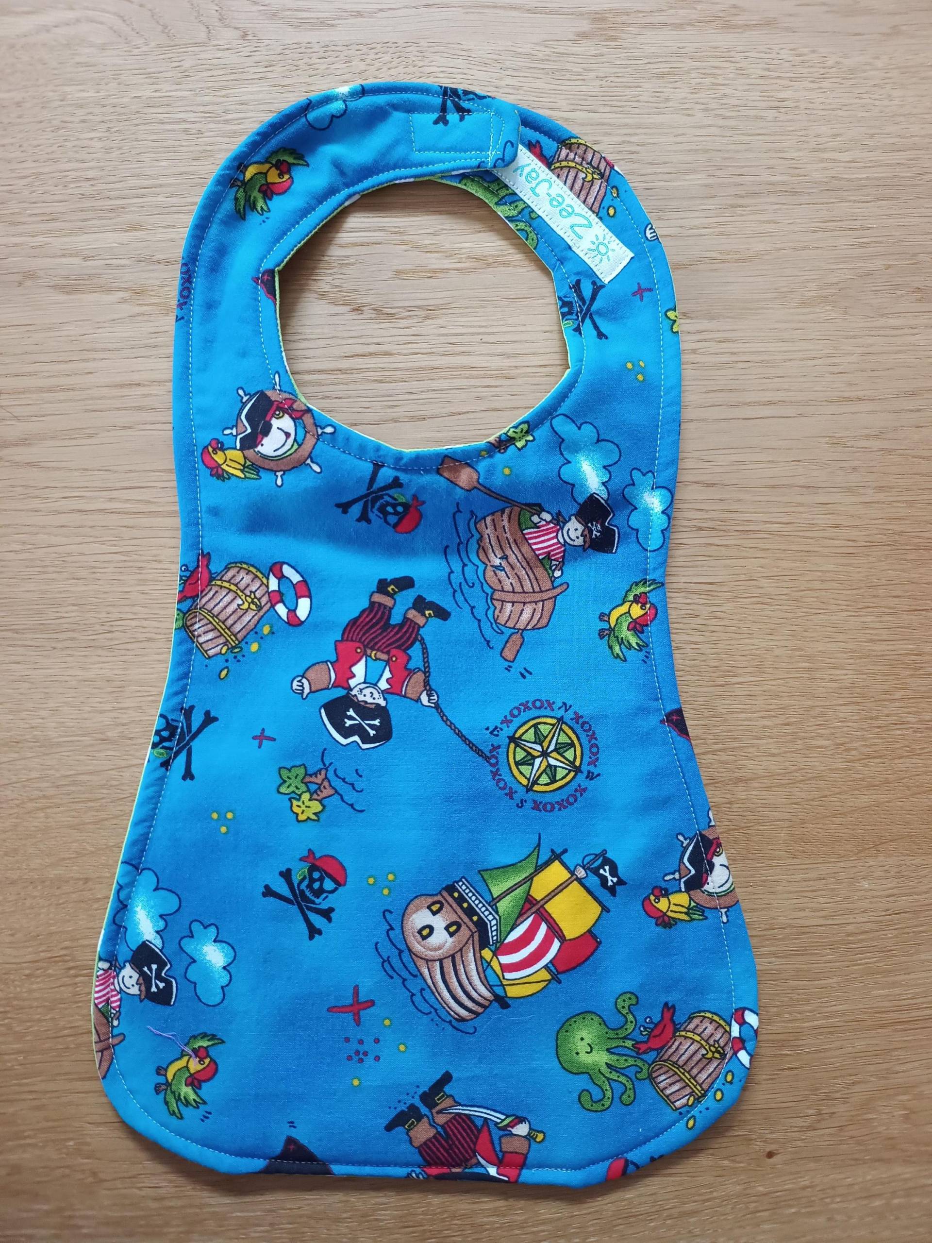 Baby Lätzchen Schlabberlatz Latz Babylätzchen Babylatz Piraten Punkte Geschenk Baby Lätzchen Schlabberlatz Latz Babylätzchen Babylatz Piraten Punkte Geschenk von Etsy - DieLaetzchennaeherei