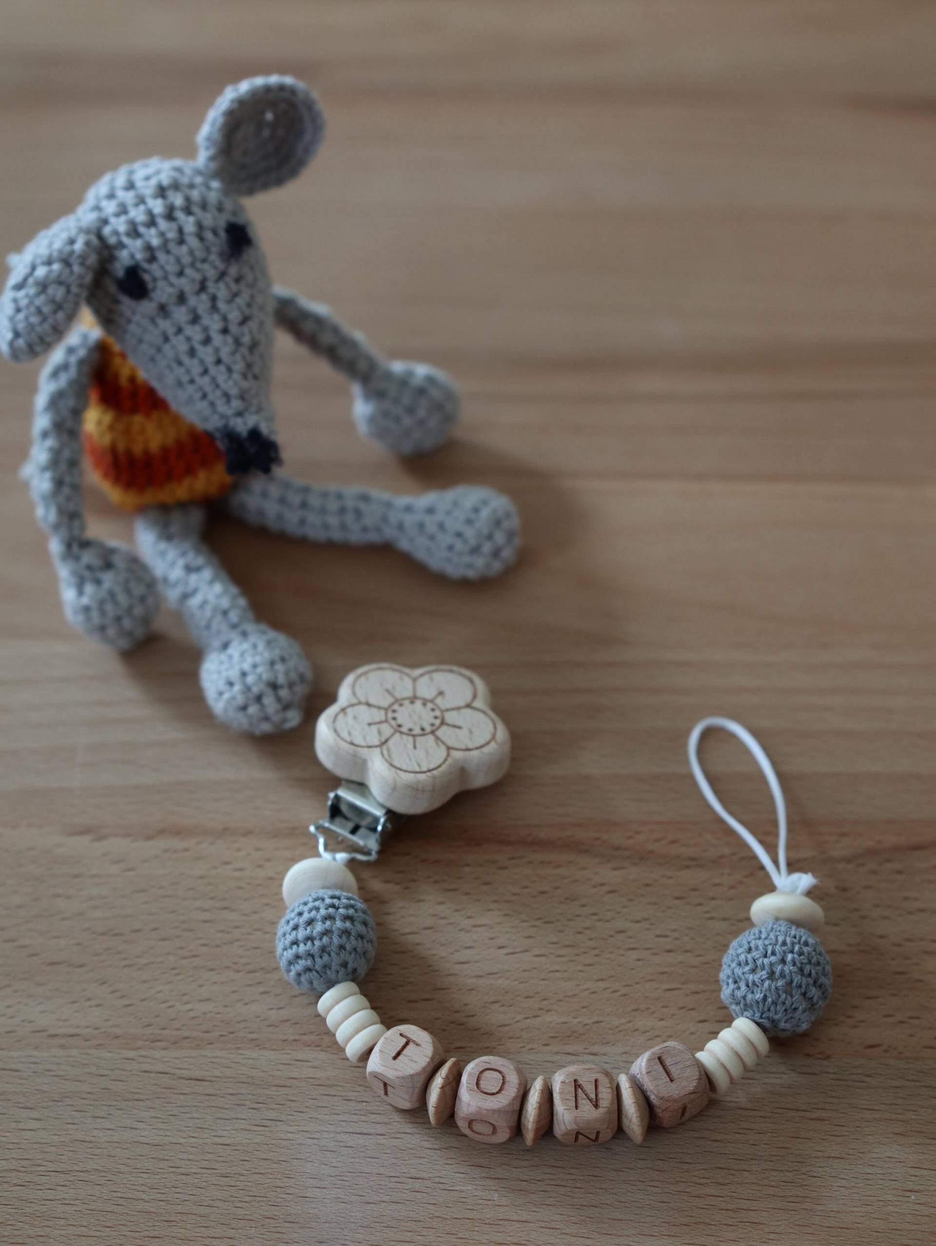 Schnullerkette Personalisiert Mit Namen, Junge Und Mädchen; Schönes Geschenk Zur Geburt Oder Taufe Schnullerkette Personalisiert Mit Namen, Junge Und Mädchen; Schönes Geschenk Zur Geburt Oder Taufe von Etsy - DieRappelkiste