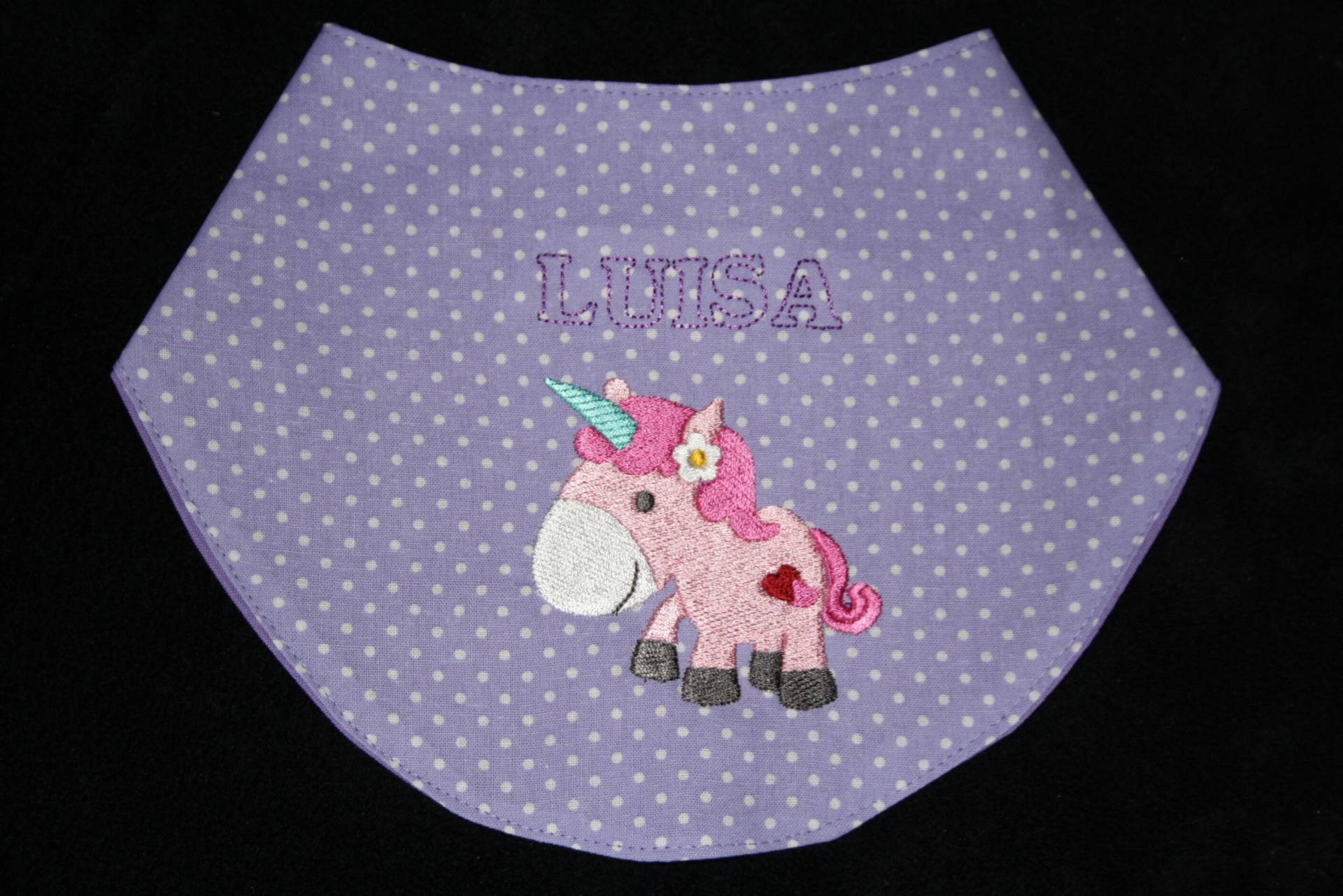 Halstuch Lätzchen Einhorn Flieder Mit Namen W271 Halstuch Lätzchen Einhorn Flieder Mit Namen W271 von Etsy - DieWichtelstickerei