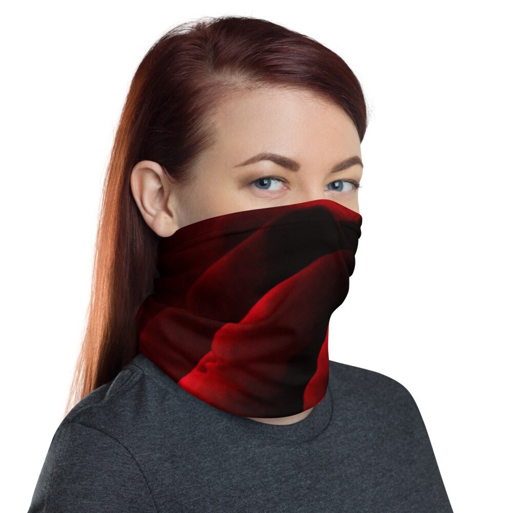 Halstuch, Gesichtsmasken, Stirnbänder, Halswärmer, Bandana, Floral, Einzigartiges Design, Armband, Rot, Floral, Blume Halstuch, Gesichtsmasken, Stirnbänder, Halswärmer, Bandana, Floral, Einzigartiges Design, Armband, Rot, Floral, Blume von Etsy - DistortedRainbowsArt